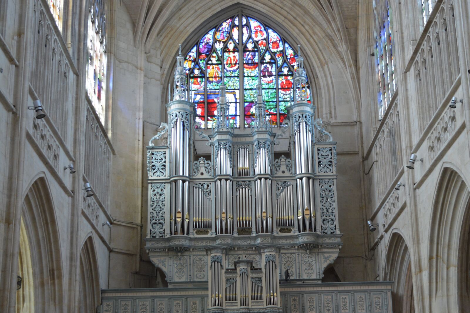 Nikon D3200 sample photo. Organ, instrument, music photography