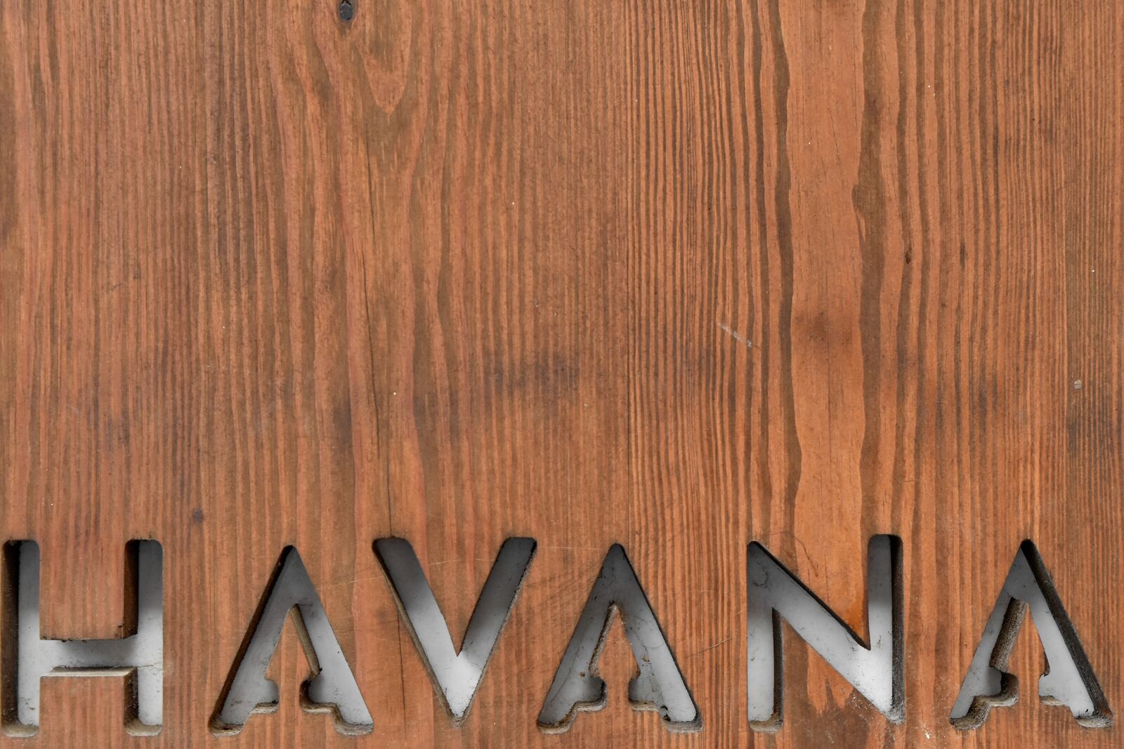 Nikon D5500 sample photo. Carpentry, sign, wood, texture photography