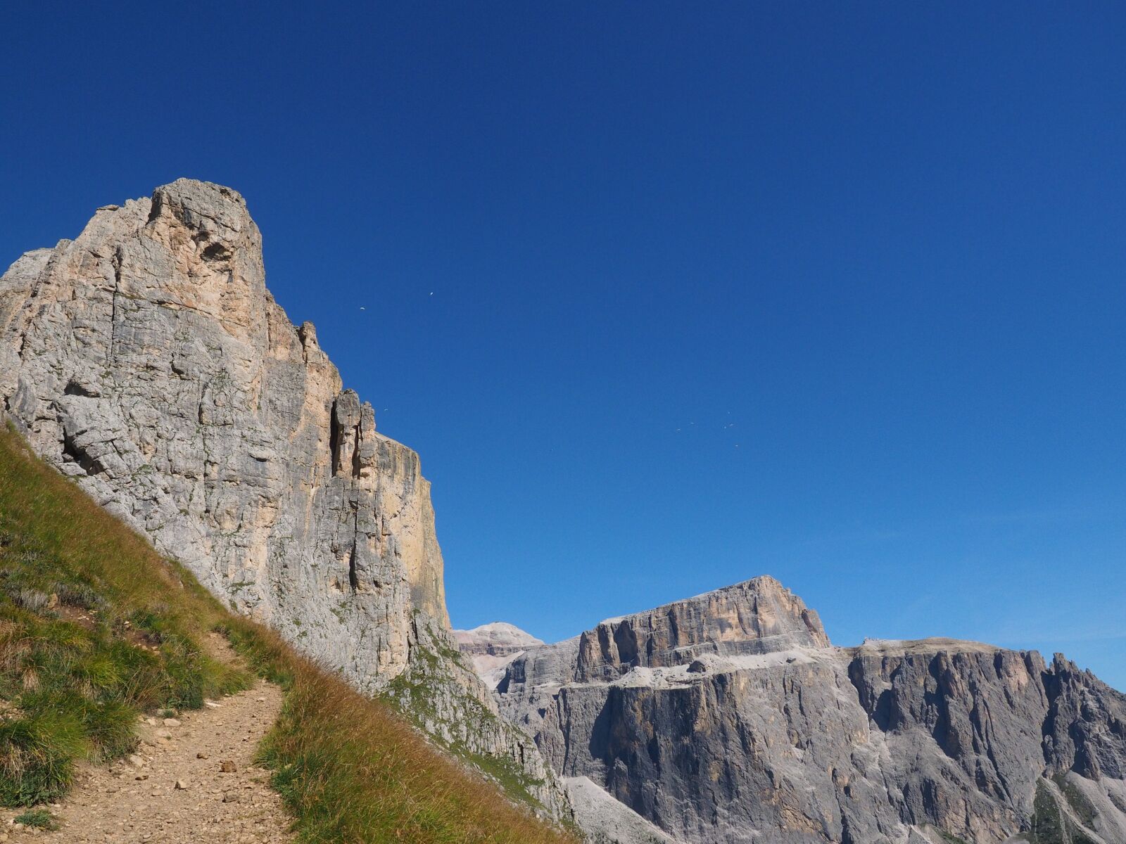 Olympus OM-D E-M1 + Olympus M.Zuiko Digital ED 12-40mm F2.8 Pro sample photo. Sellatuerme, sella, piz boè photography
