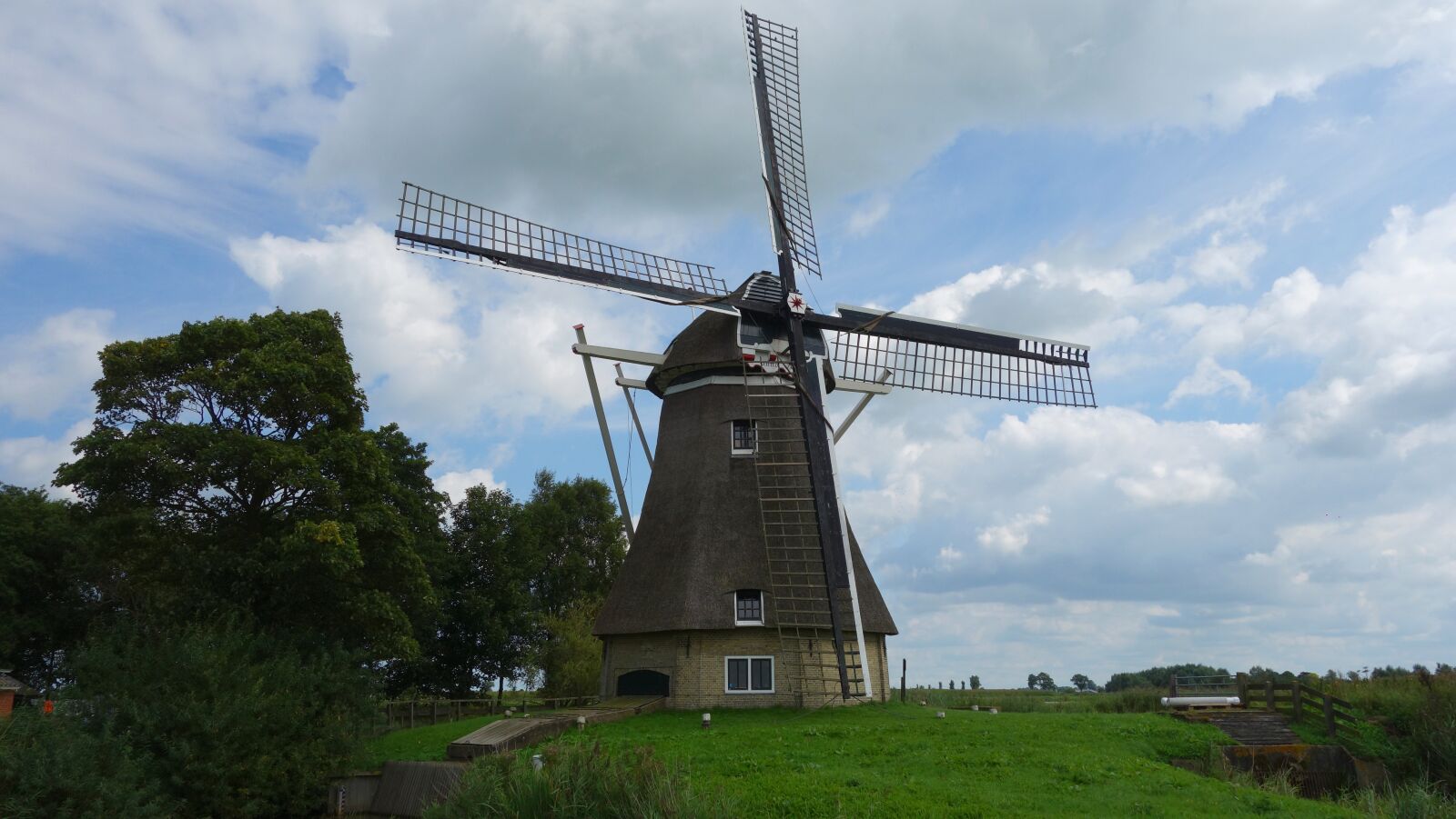 Sony Cyber-shot DSC-RX100 sample photo. Mill, wind mill, historic photography