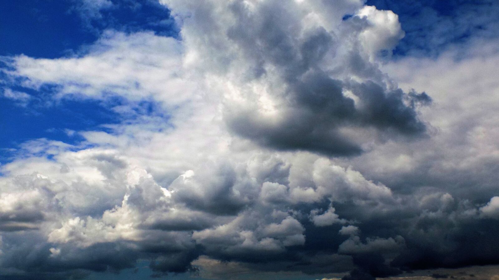 Nikon COOLPIX L340 sample photo. Clouds, weather, cloud cover photography