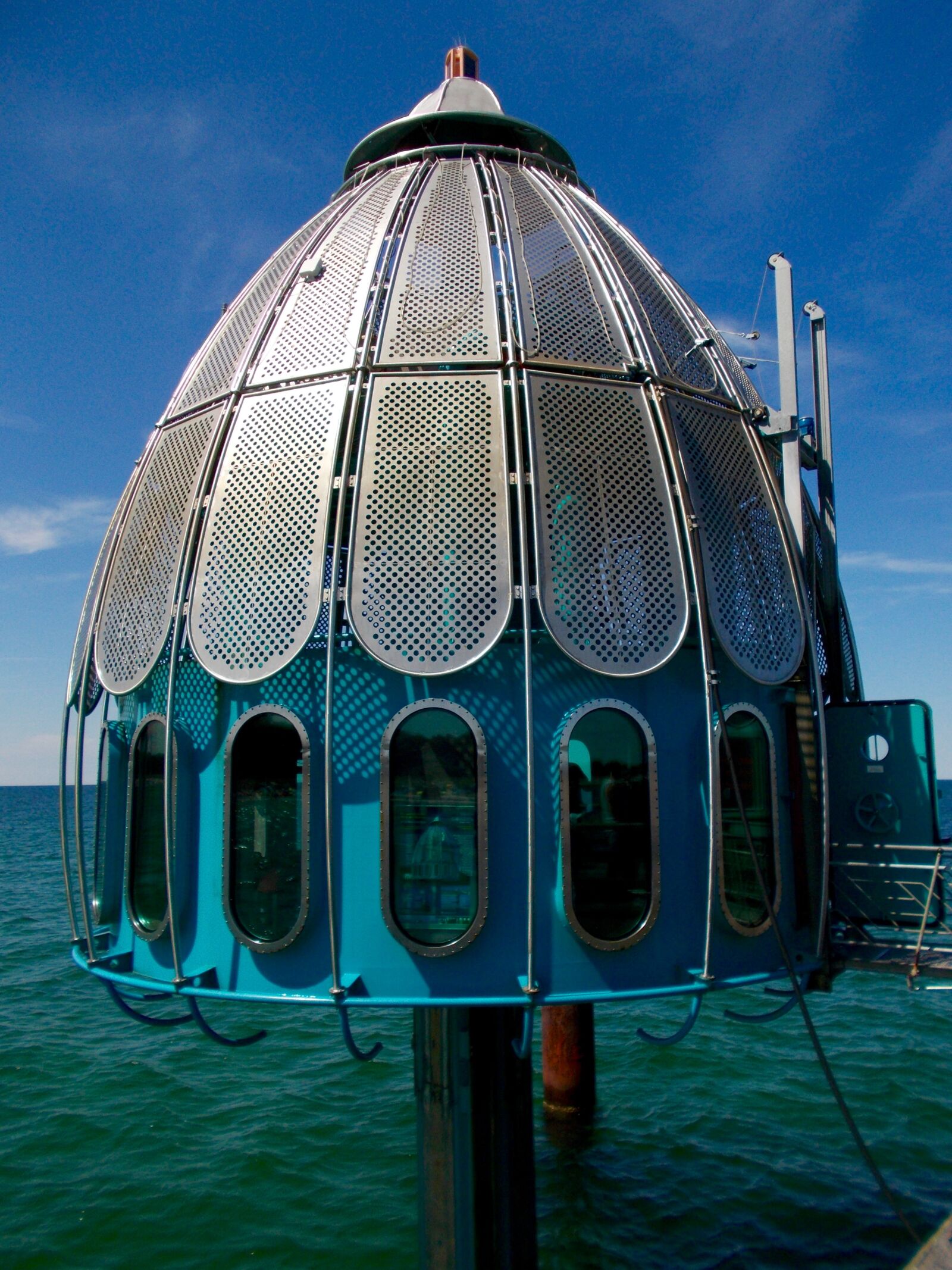 Nikon COOLPIX L29 sample photo. Diving gondola, diving bell photography