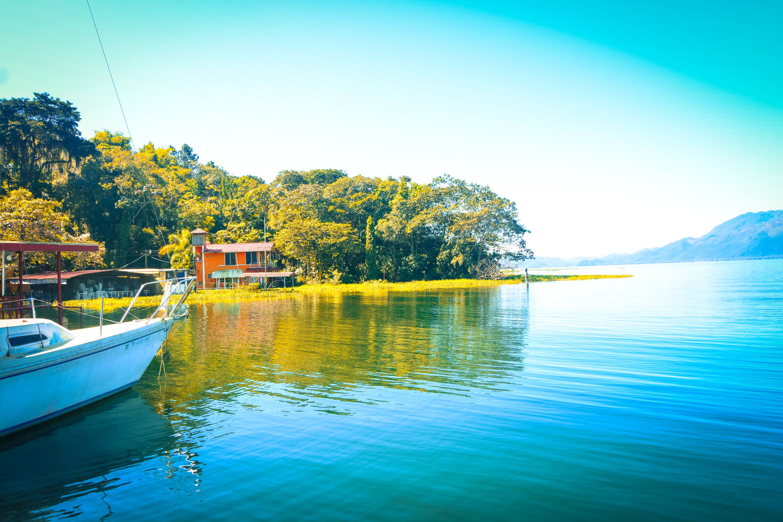 Nikon D7100 sample photo. Lago de yojoa photography