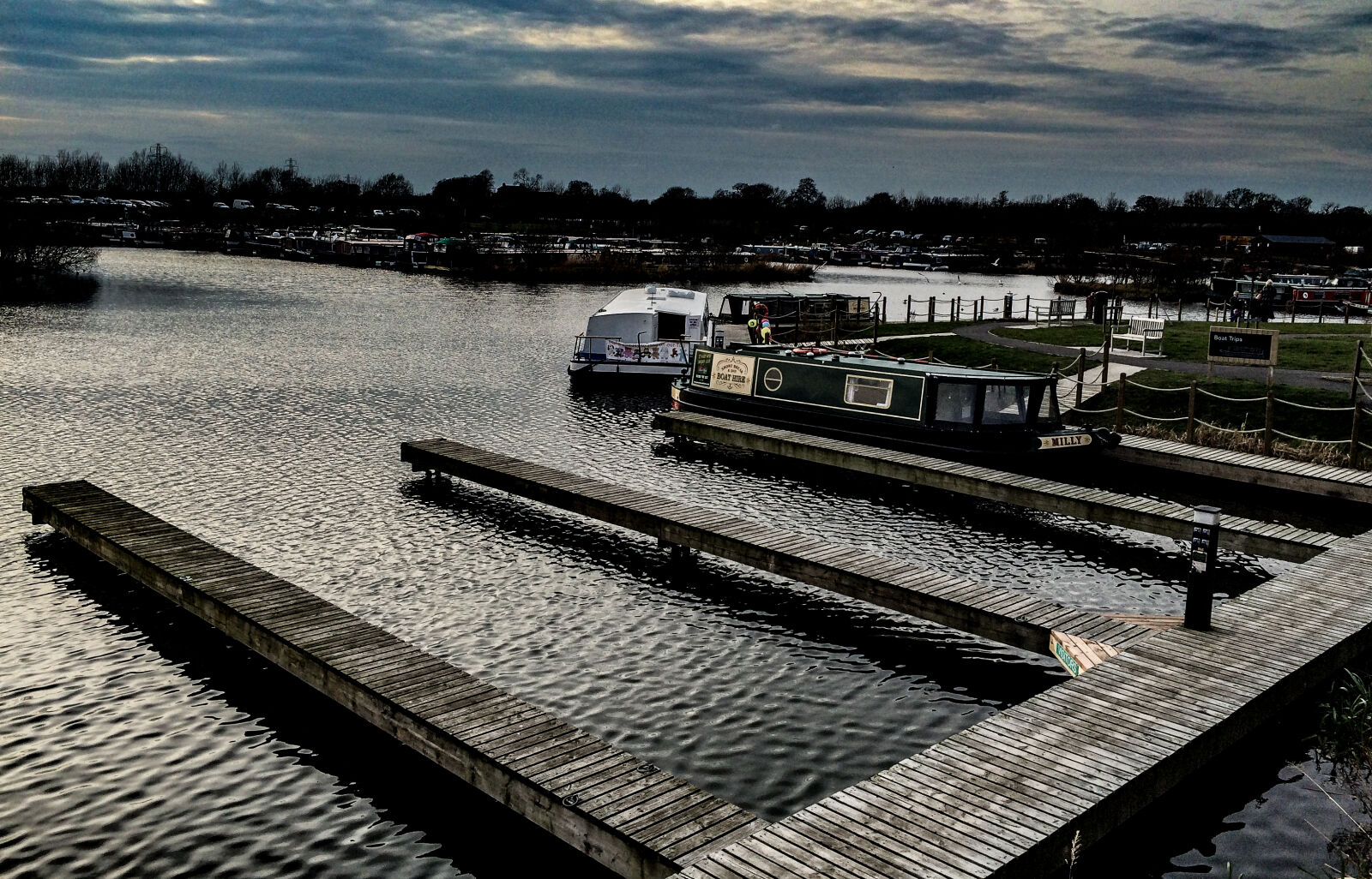iPhone 5s back camera 4.15mm f/2.2 sample photo. Canal, barge, canal, boats photography