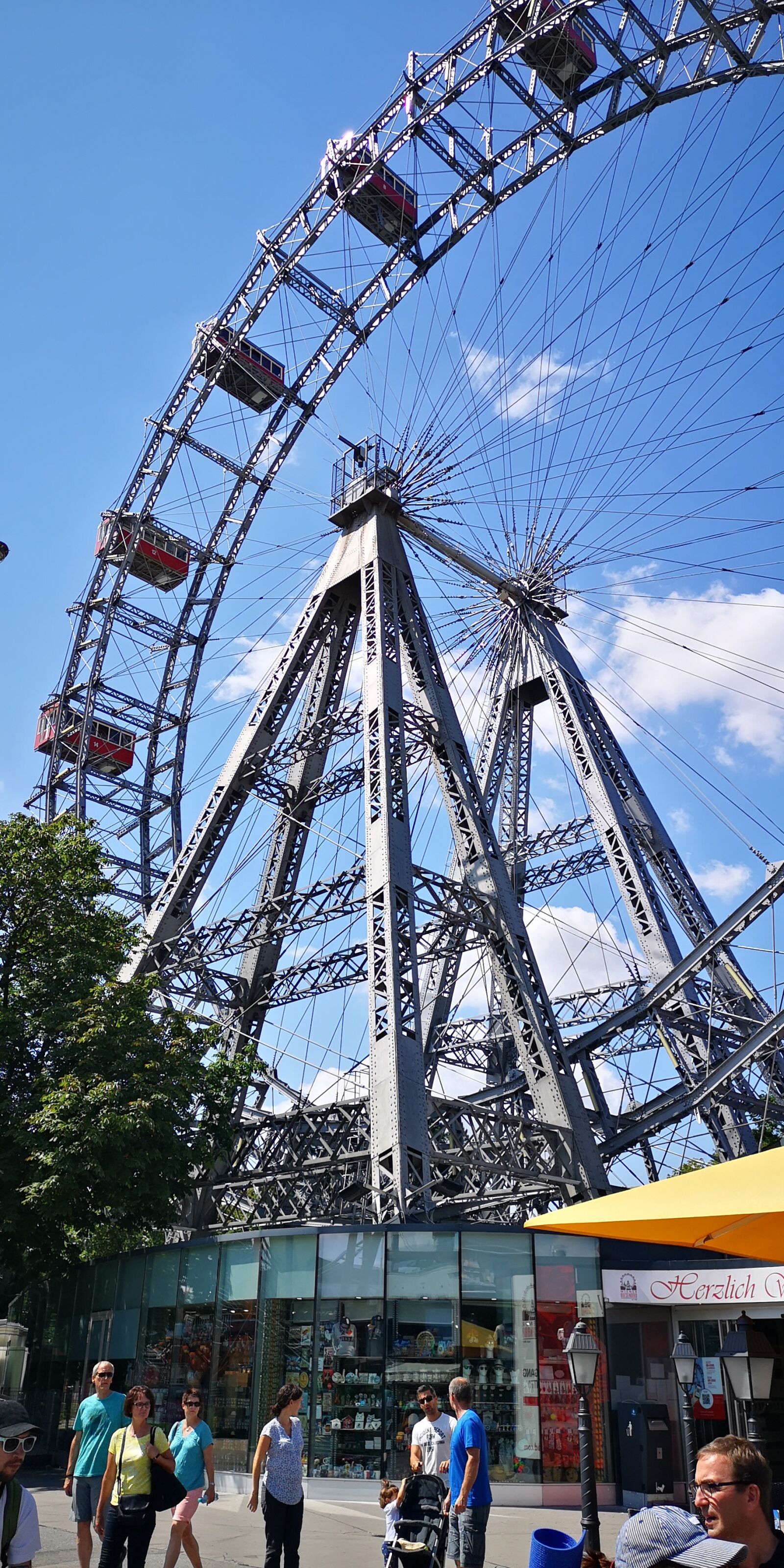 HUAWEI CLT-L29 sample photo. Vienna, prater, austria photography