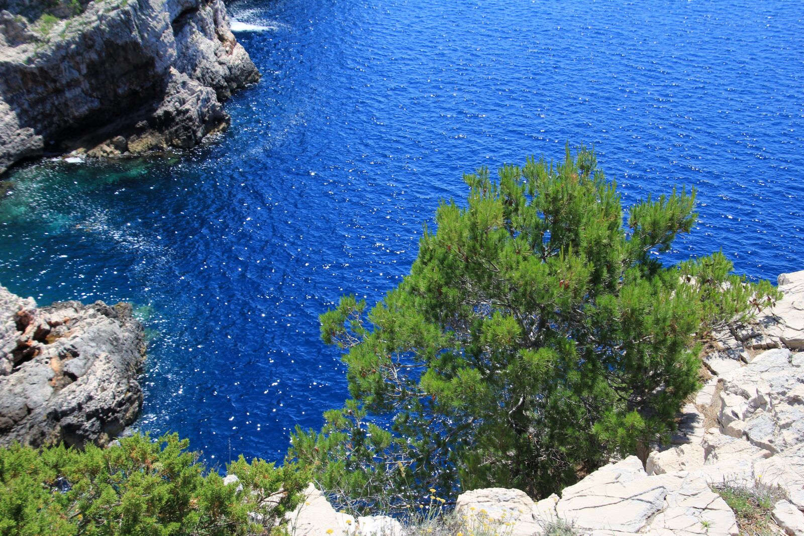 Canon EOS 60D sample photo. Croatia, coast, cliff photography