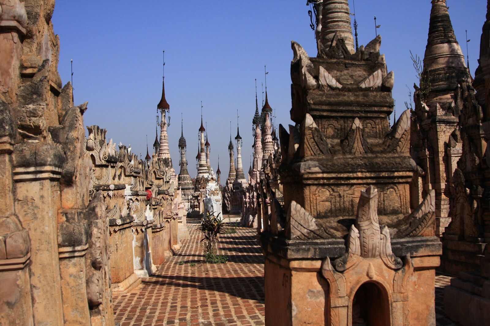 Canon EOS 40D sample photo. Myanmar, kakku, pagodas photography