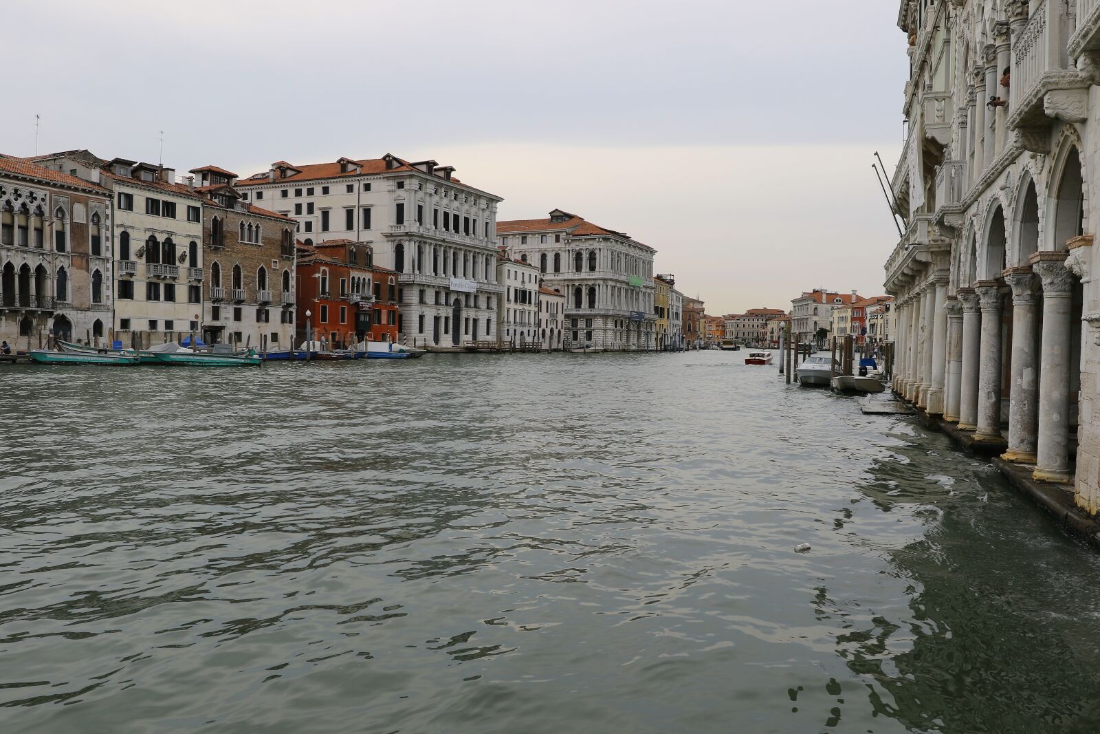 Canon EF 16-35mm F4L IS USM sample photo. Tourism, venice, italy photography