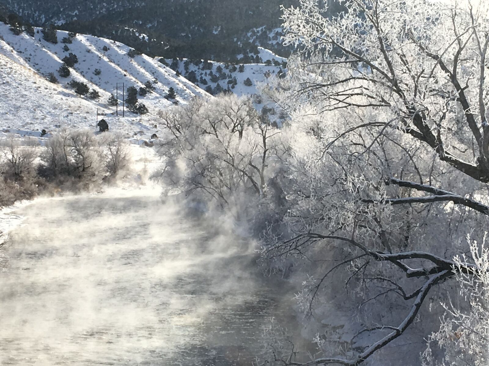 iPhone 6s Plus back camera 4.15mm f/2.2 sample photo. Snow, river, landscape photography