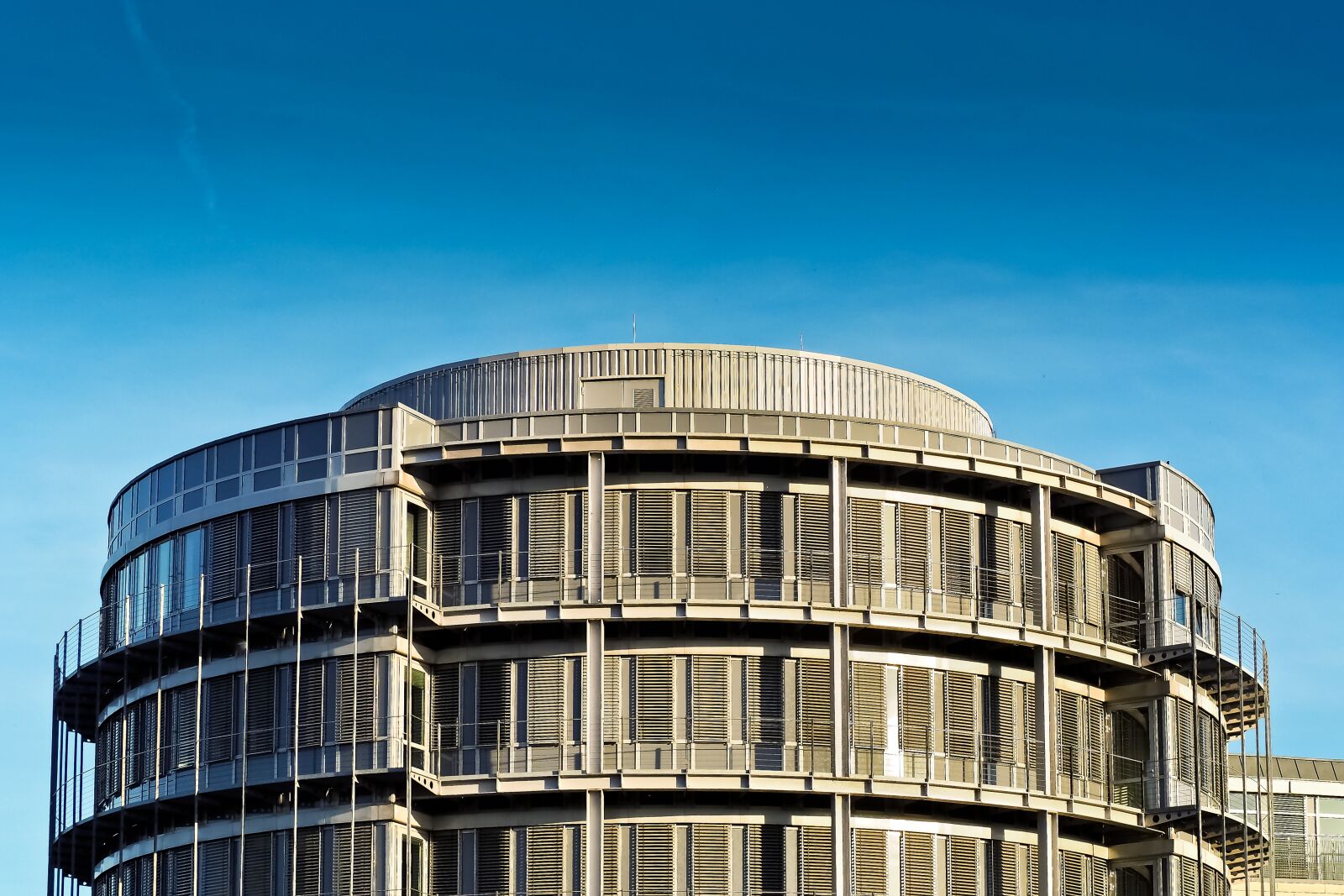 Olympus OM-D E-M10 sample photo. Architecture, building, facade photography