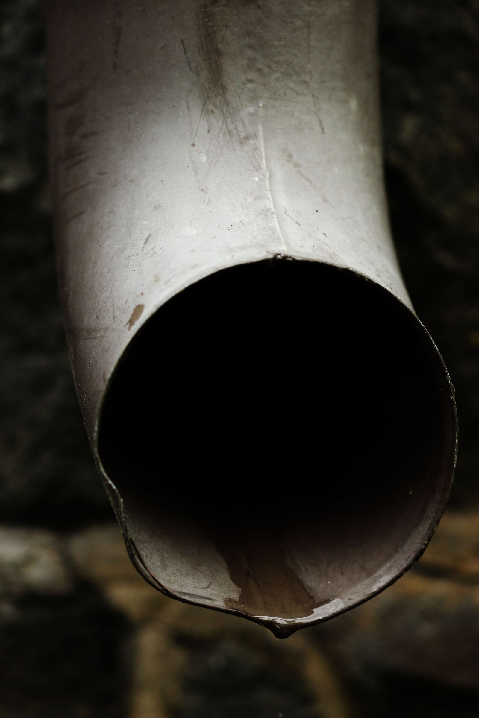 Canon EOS 7D Mark II sample photo. Gutter, water, rain photography