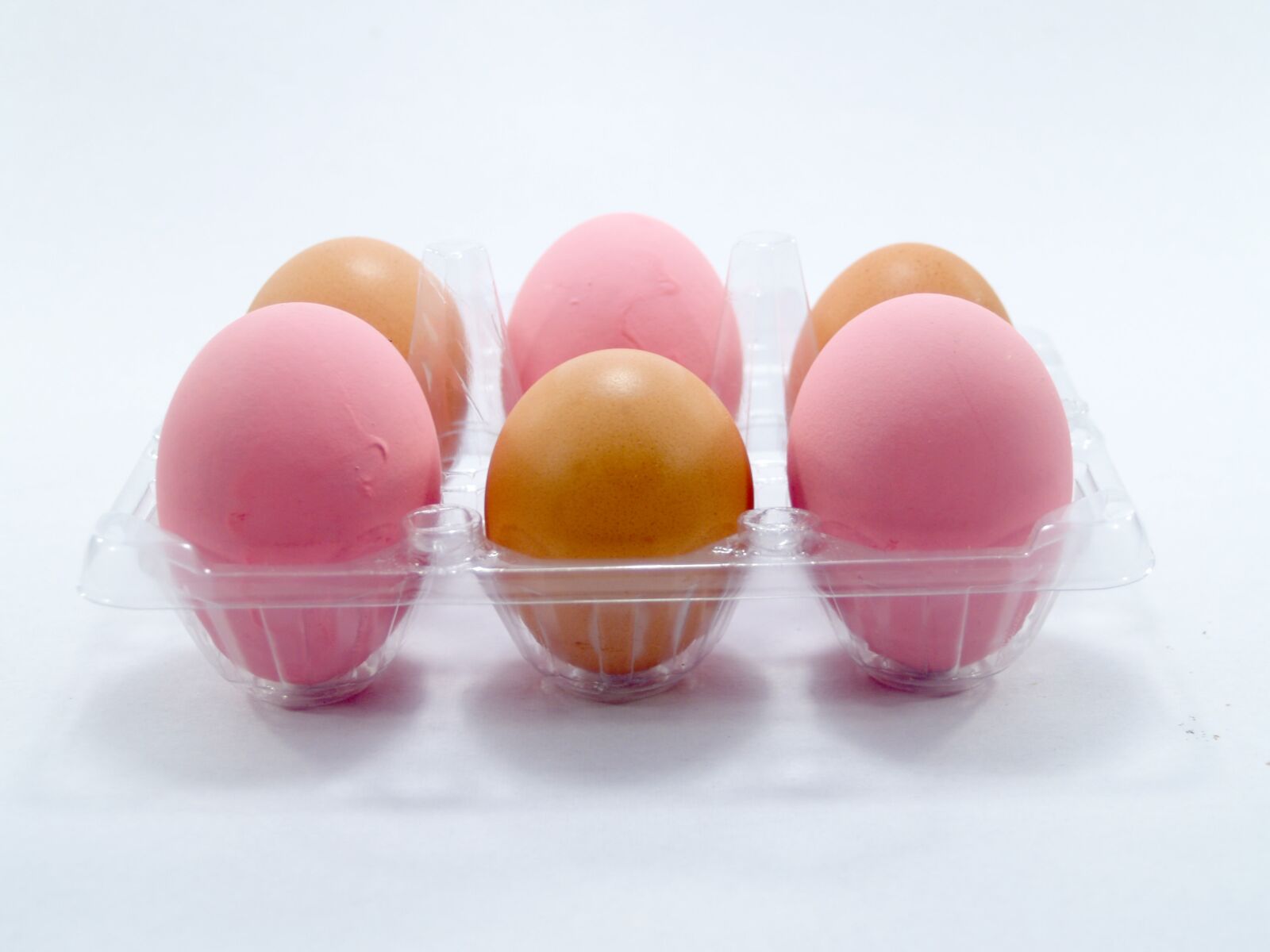 Olympus E-300 (EVOLT E-300) sample photo. Egg, pink, market photography