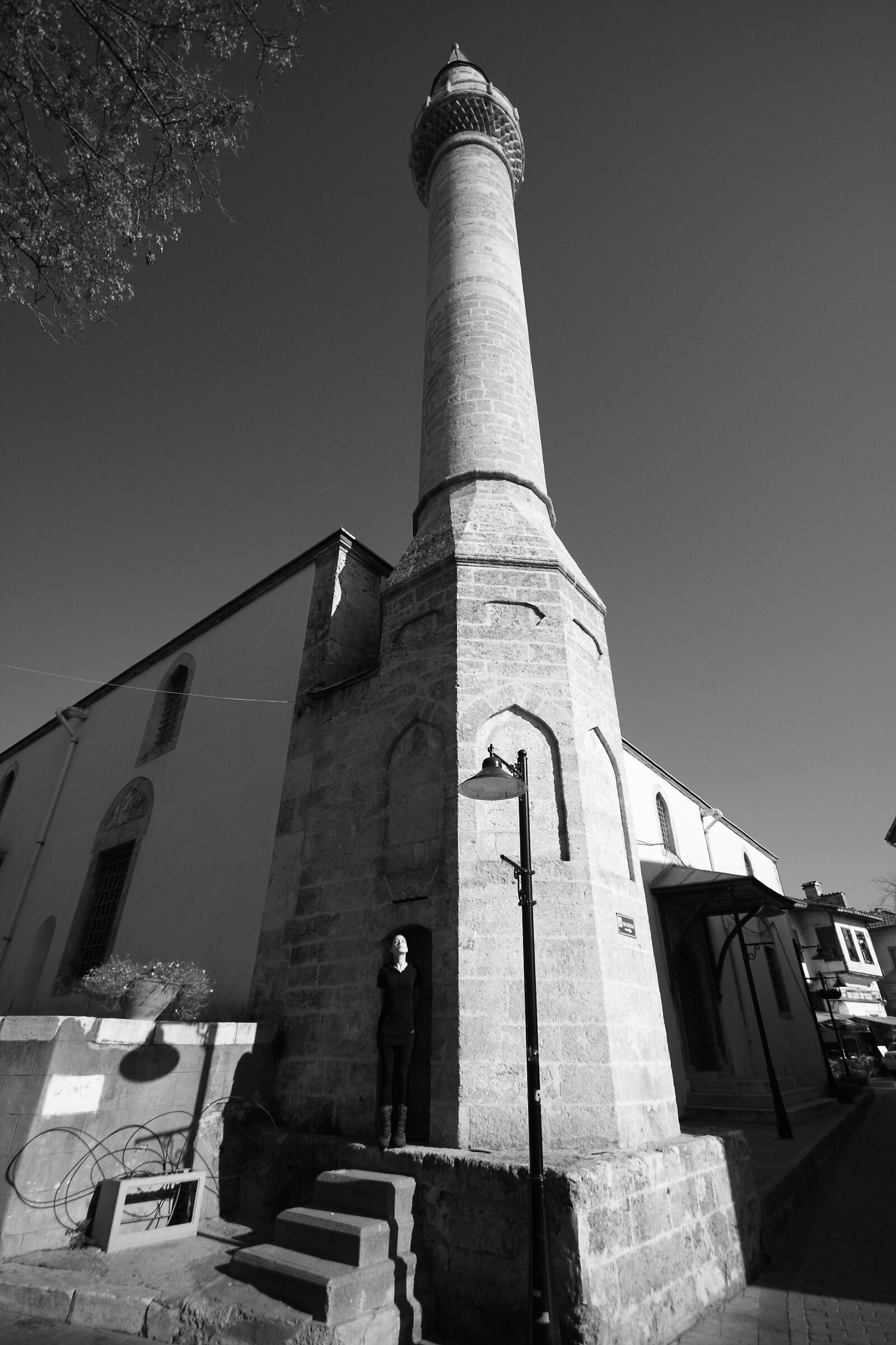 Canon EOS 40D sample photo. Cami, minaret, woman photography