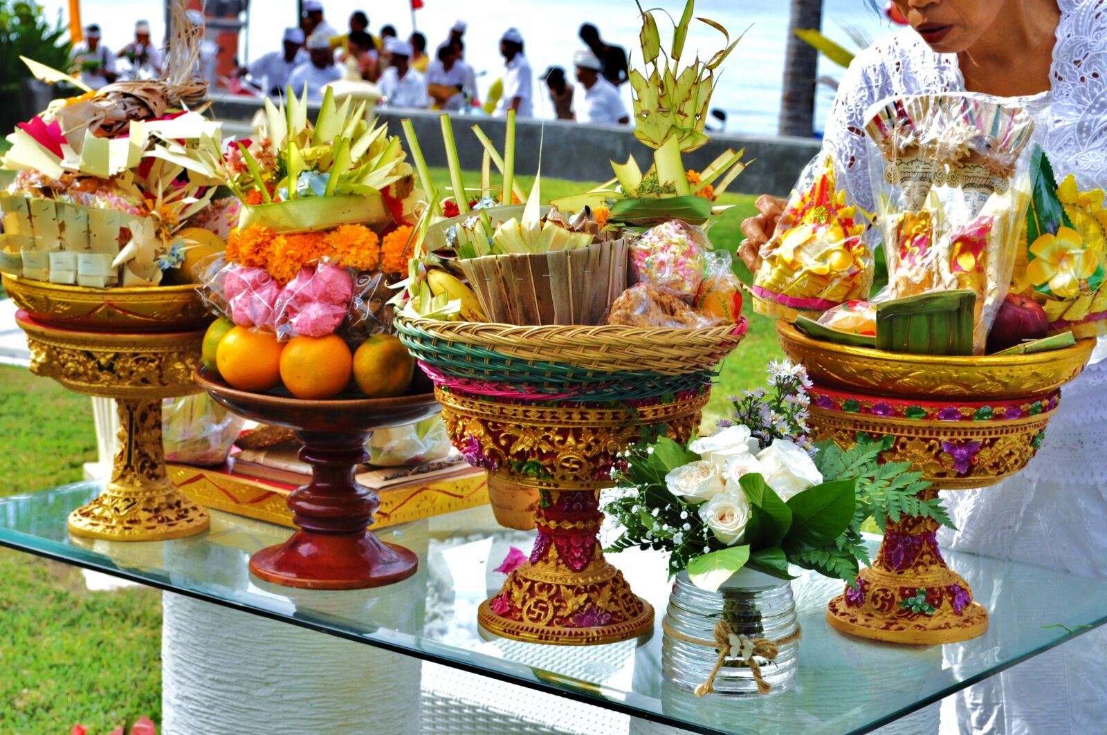 Nikon D5000 sample photo. Bali, beach wedding, wedding photography