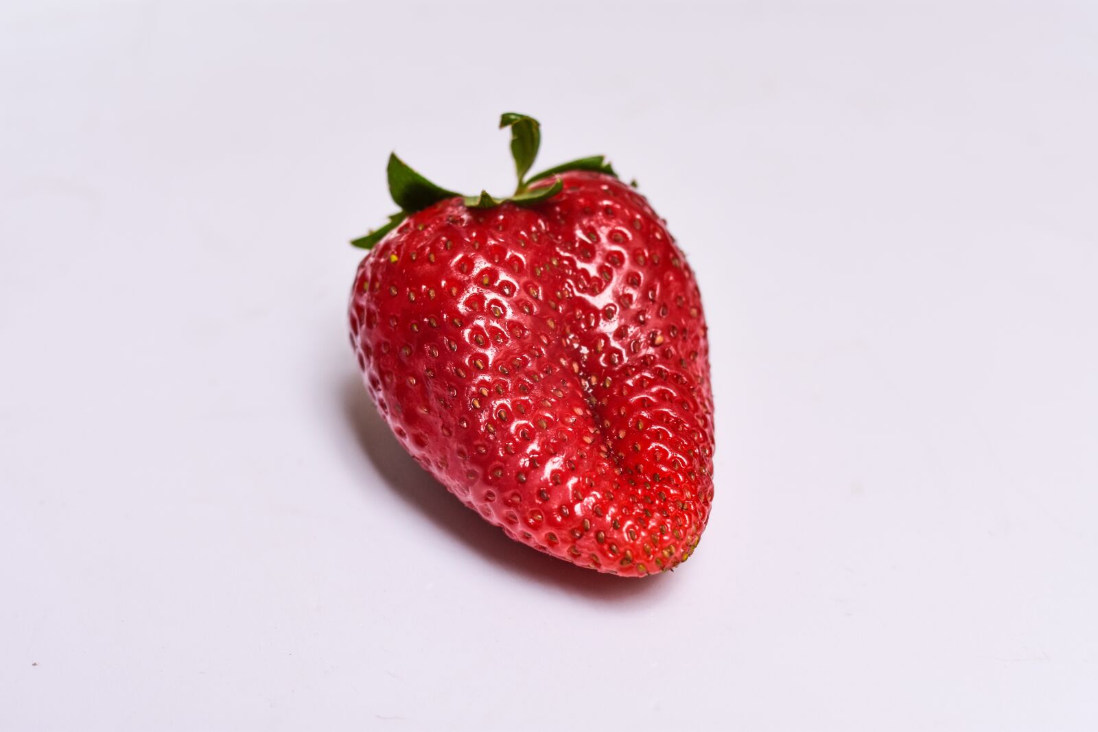 Nikon D3400 sample photo. Strawberry, red, sweet photography