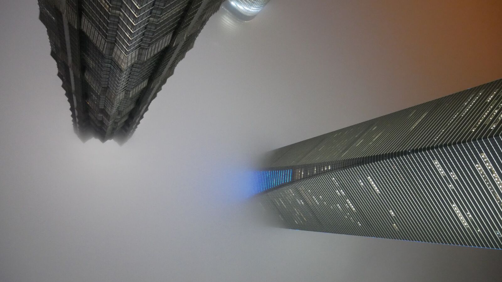 Panasonic Lumix DMC-GX85 (Lumix DMC-GX80 / Lumix DMC-GX7 Mark II) sample photo. Shanghai, skyscraper, architecture photography