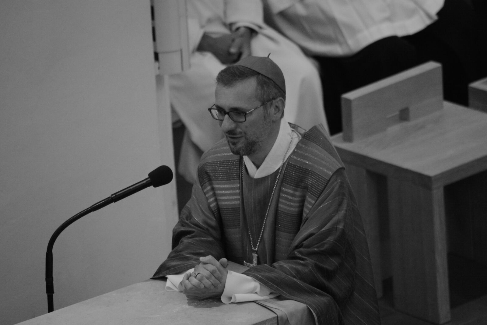 Nikon D7100 sample photo. Archbishop, hamburg, sermon photography