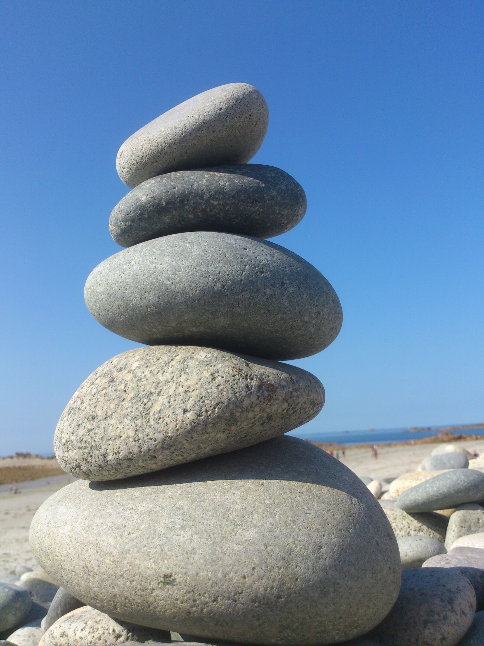 Sony Ericsson Xperia S sample photo. Stones, beach, brittany photography