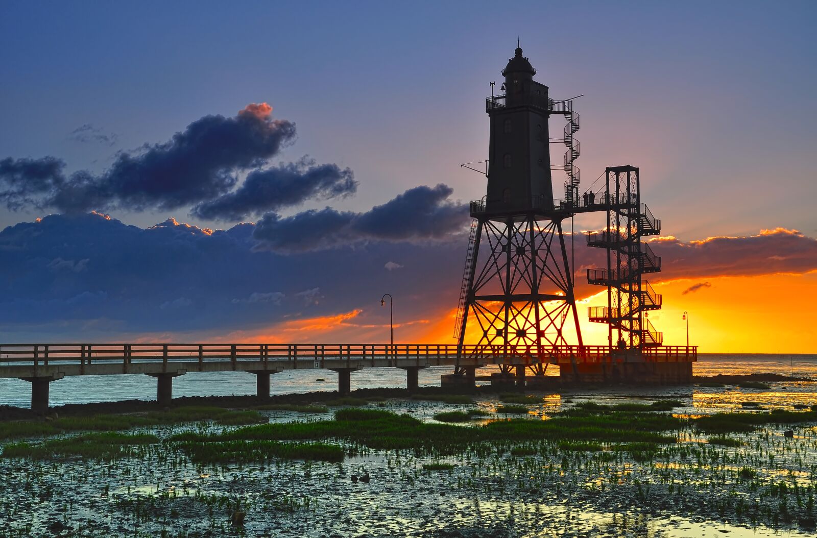 Nikon D90 sample photo. Lighthouse, upper shipping, watts photography