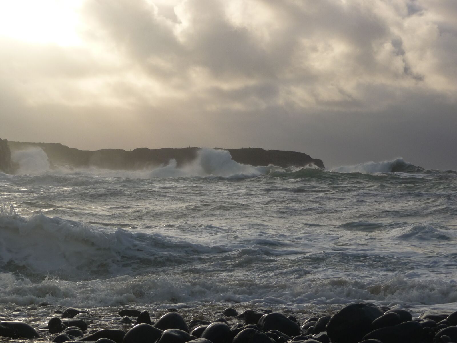 Panasonic Lumix DMC-TZ5 sample photo. Rough, waves, spanish photography