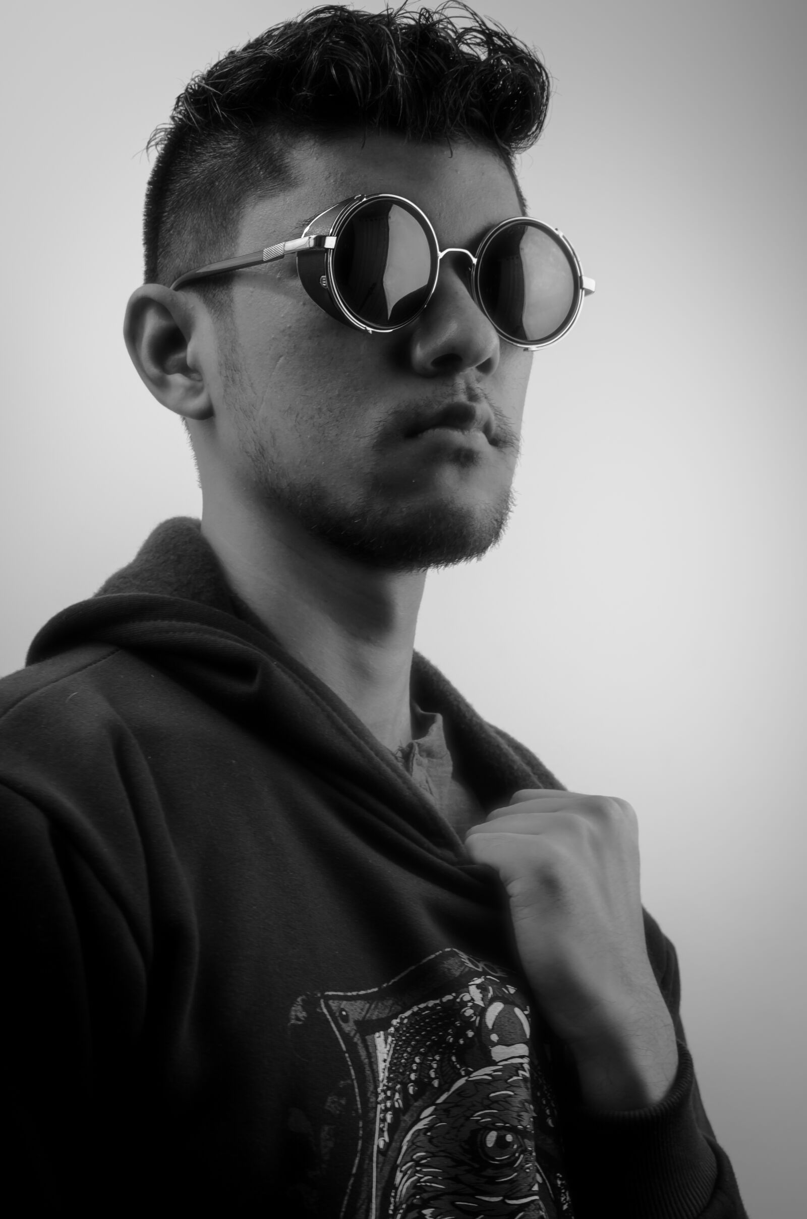 Nikon AF-S DX Nikkor 35mm F1.8G sample photo. Fan, harrypotter, portrait, ravencraw photography