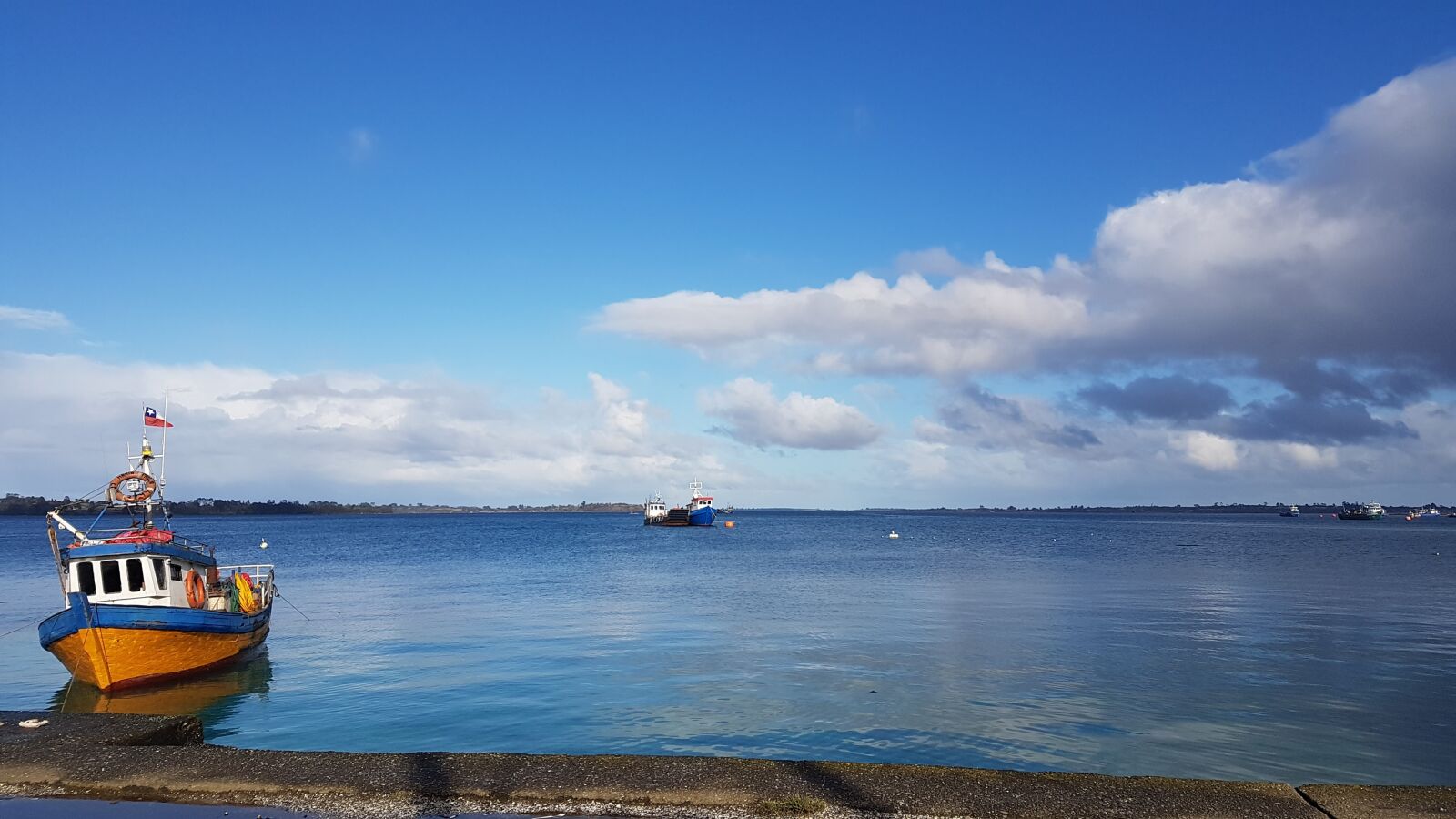 Samsung Galaxy S7 sample photo. Calbuco, region x, lakes photography