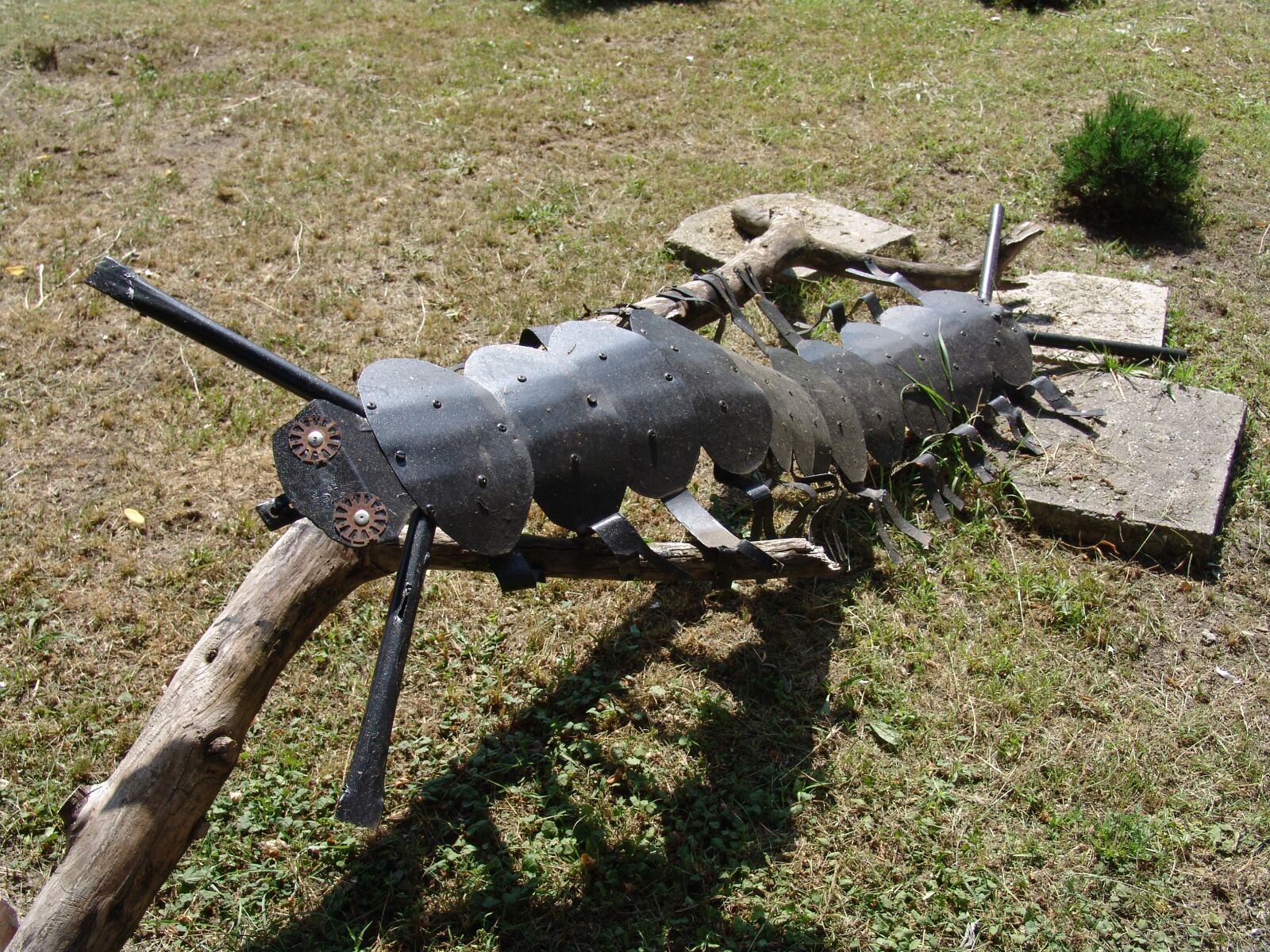 Sony DSC-F828 sample photo. Reuse, scrap metal, waste photography