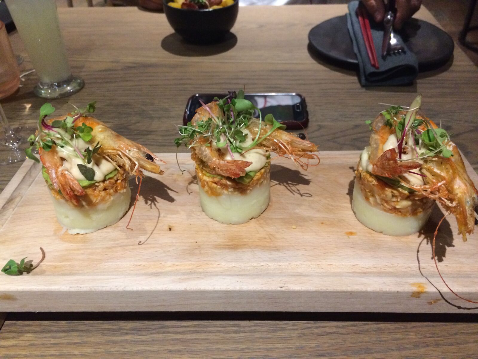 iPhone 5s back camera 4.15mm f/2.2 sample photo. Food, prawns, restaurant photography