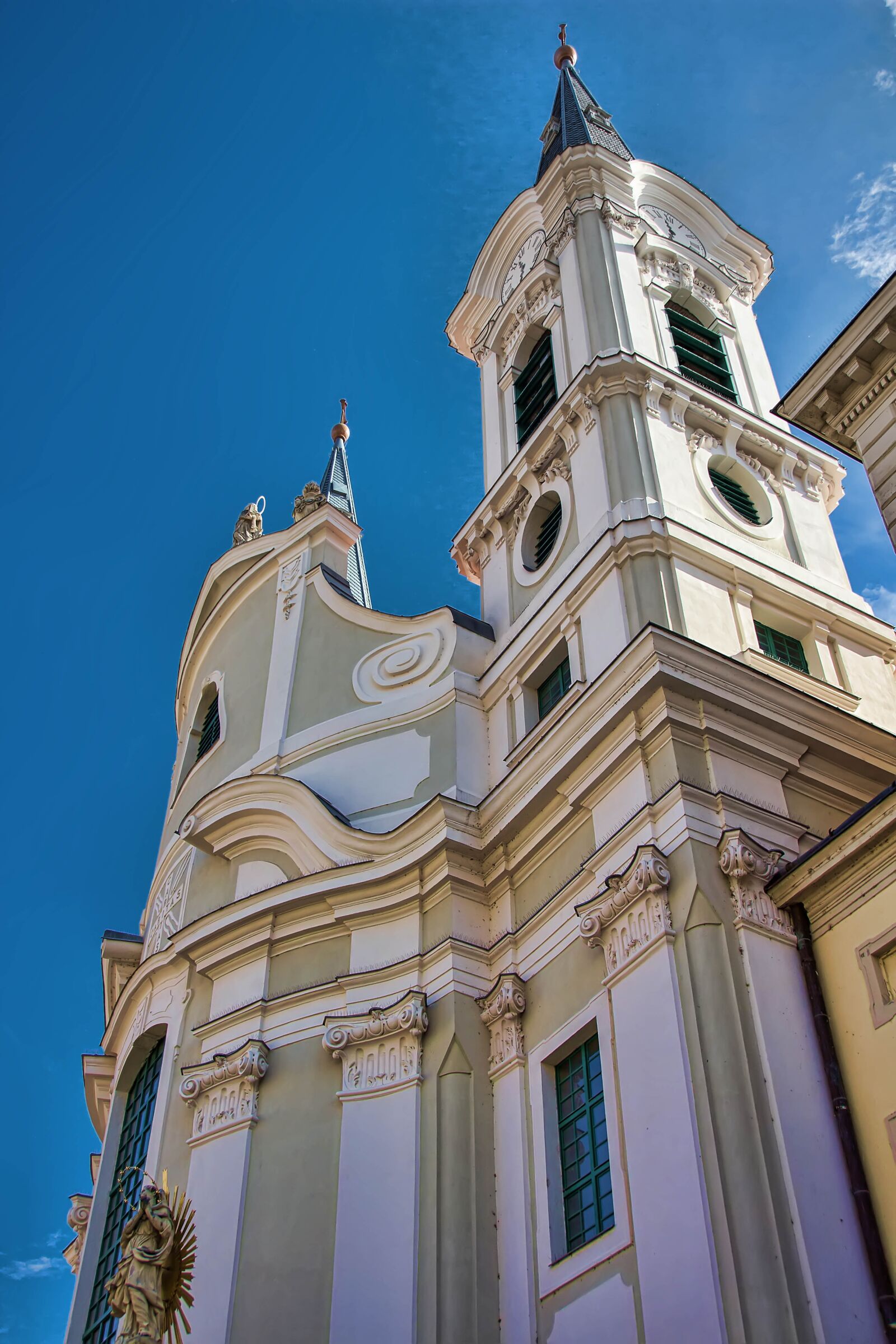 Canon EOS 600D (Rebel EOS T3i / EOS Kiss X5) sample photo. Esztergom, hungary, temple photography