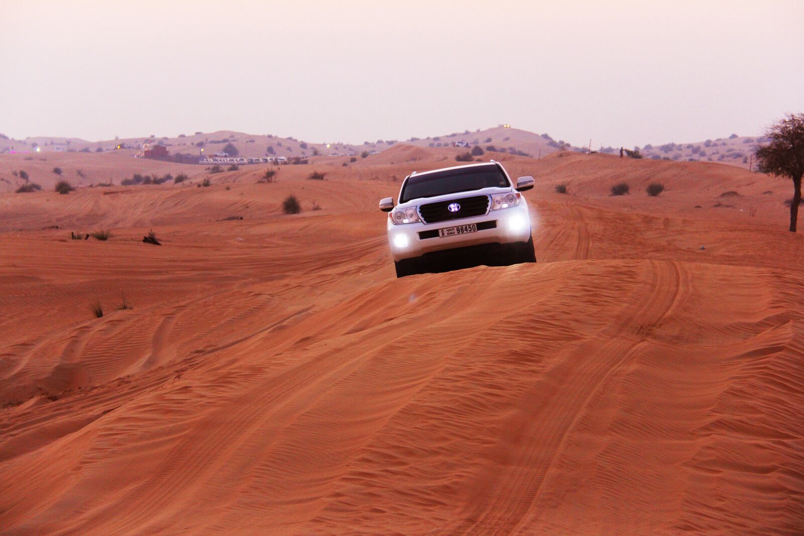 Canon EF-S 18-200mm F3.5-5.6 IS sample photo. Adventure, sand, safaris photography