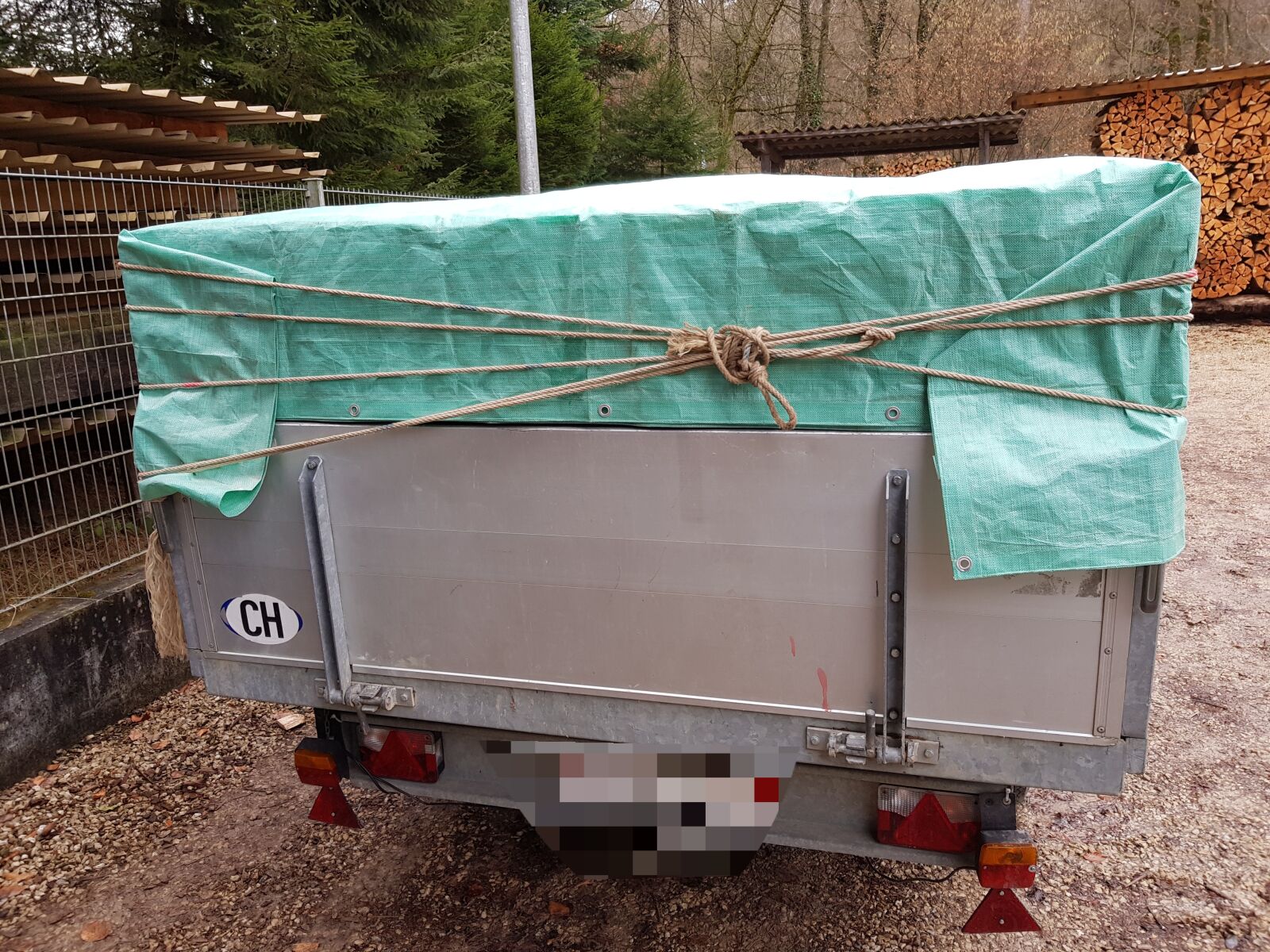 Samsung Galaxy S8 sample photo. Trailers, werkhof, work photography