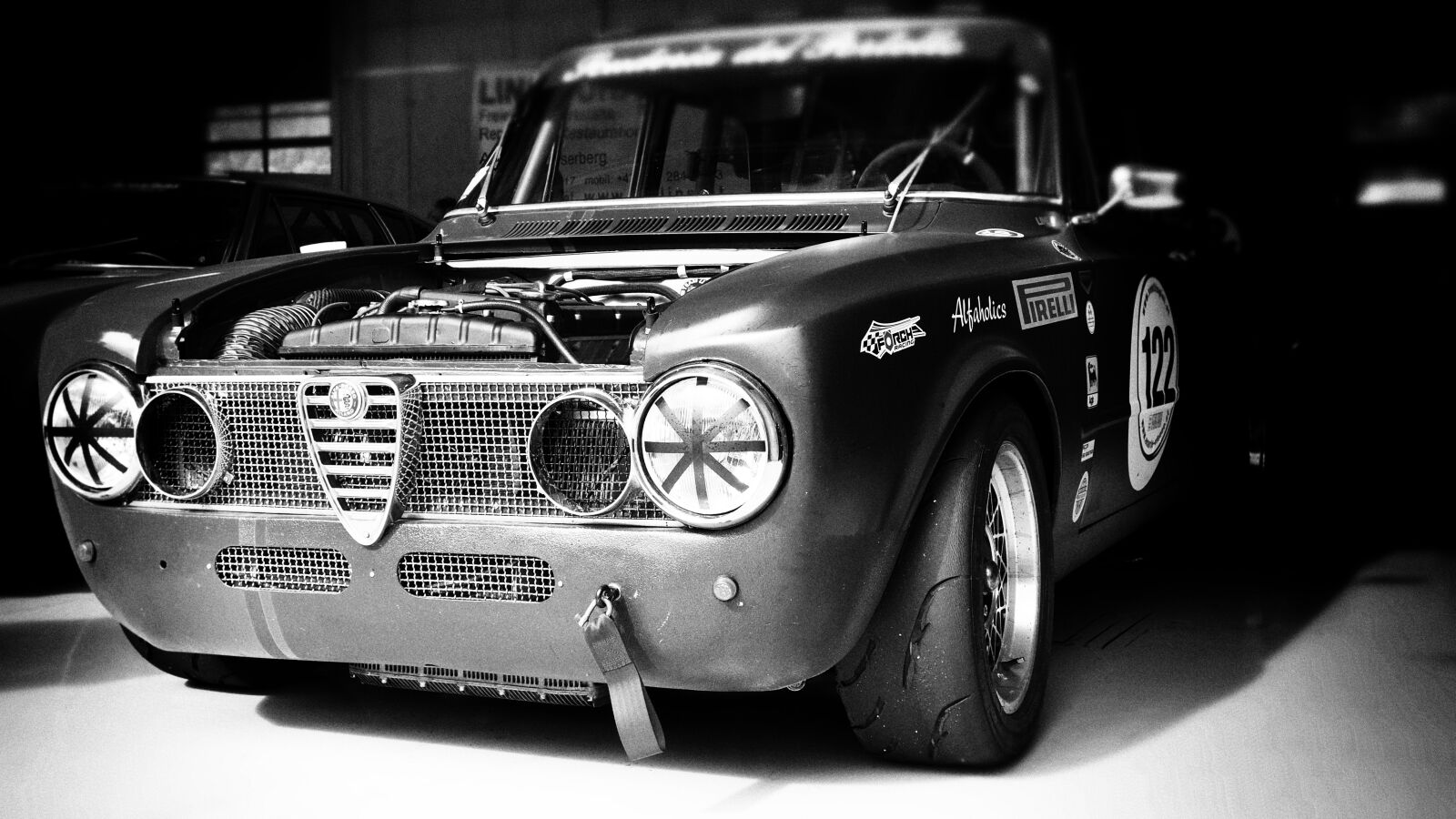 Olympus OM-D E-M10 II sample photo. Alfa romeo, racing, oldtimer photography