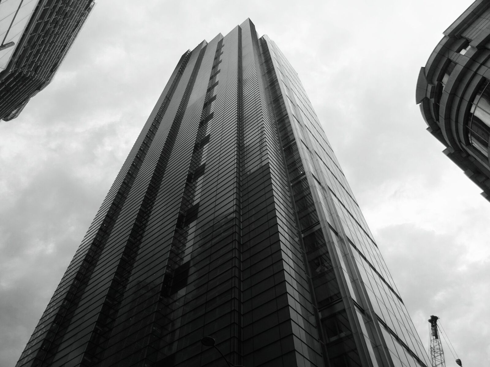 Sony DSC-HX60 sample photo. Architecture, black, and, white photography