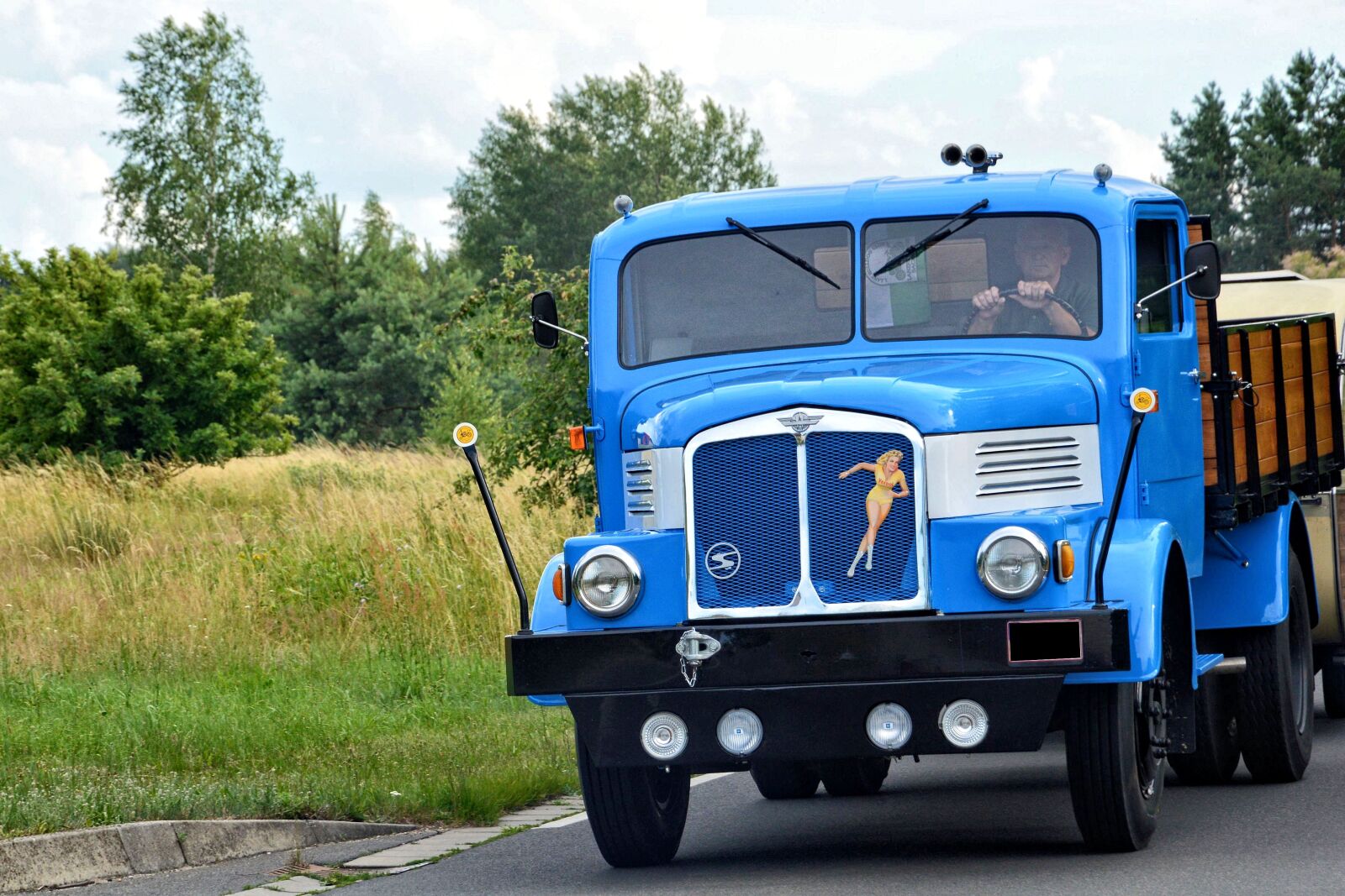 Nikon D3200 sample photo. Truck, old, historically photography