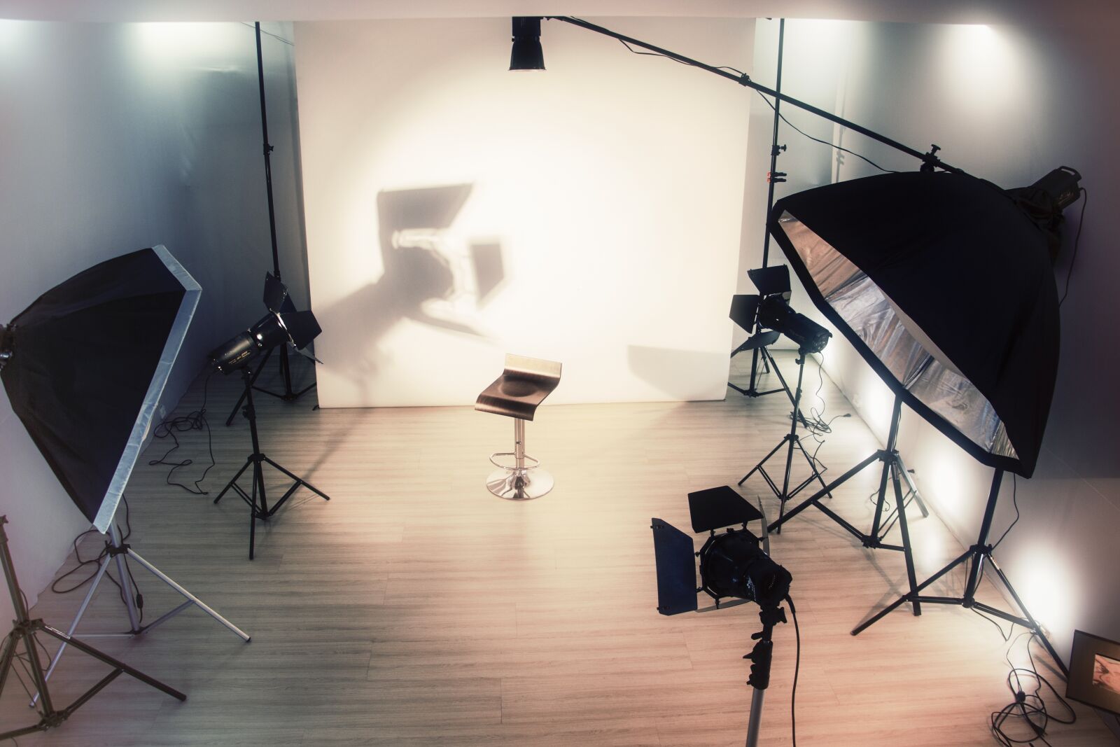 Canon EOS 70D sample photo. Est dio, est dio photography