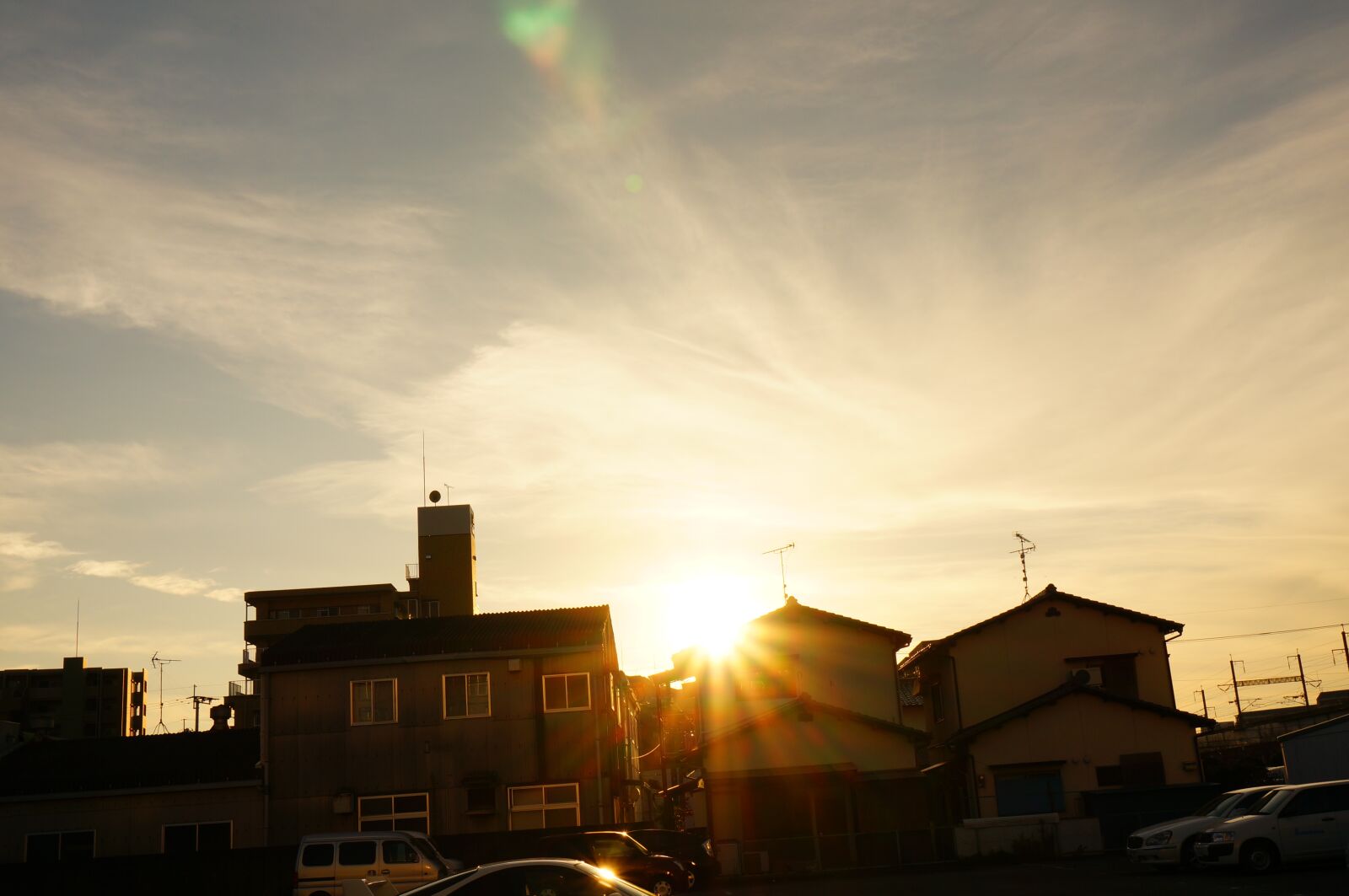 Sony Alpha NEX-6 + Sony E 16-50mm F3.5-5.6 PZ OSS sample photo. Between the sunset from photography