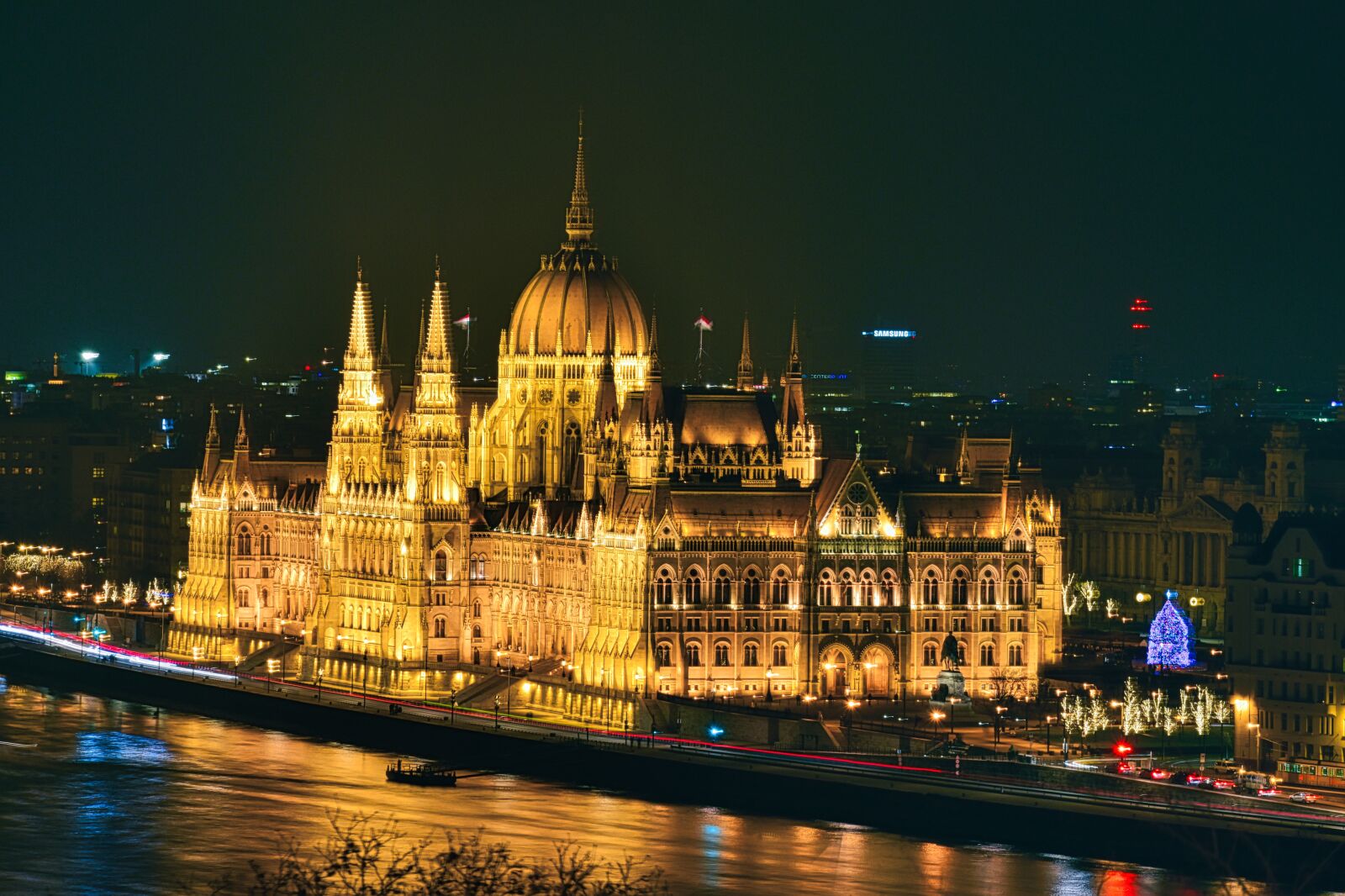 Nikon D5600 sample photo. Architecture, beautiful, budapest photography