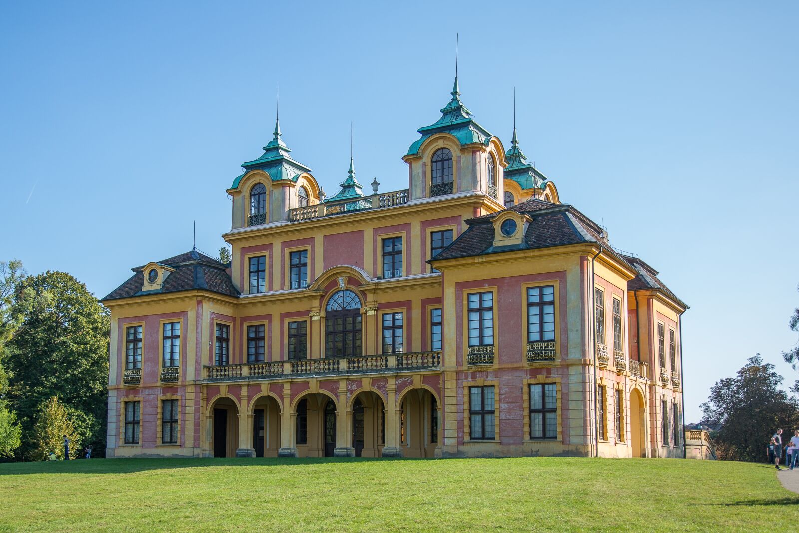 Canon EF 24-105mm F4L IS USM sample photo. Concluded favorite, ludwigsburg germany photography