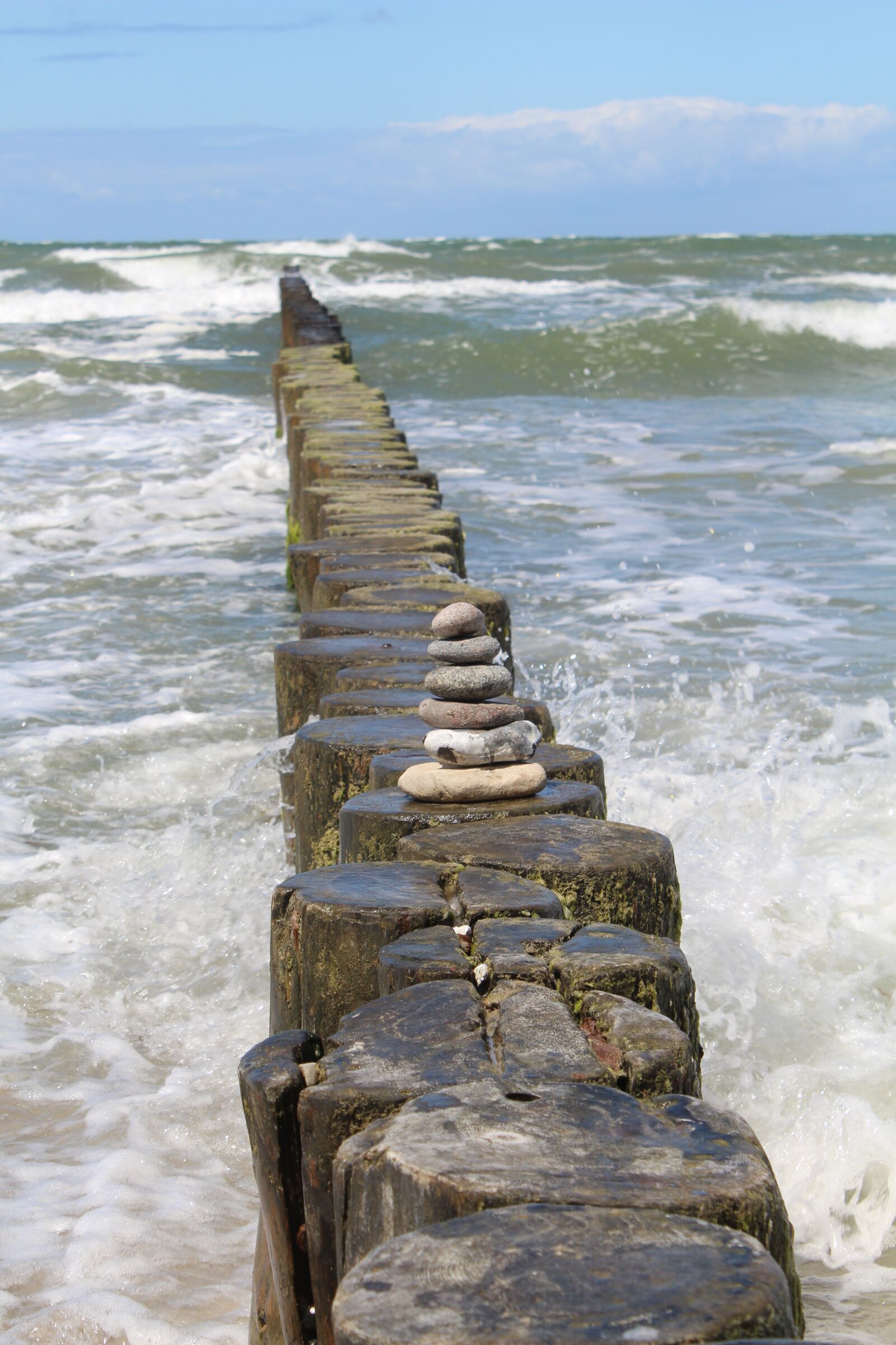 Canon EOS 650D (EOS Rebel T4i / EOS Kiss X6i) sample photo. Baltic sea, wave, stone photography