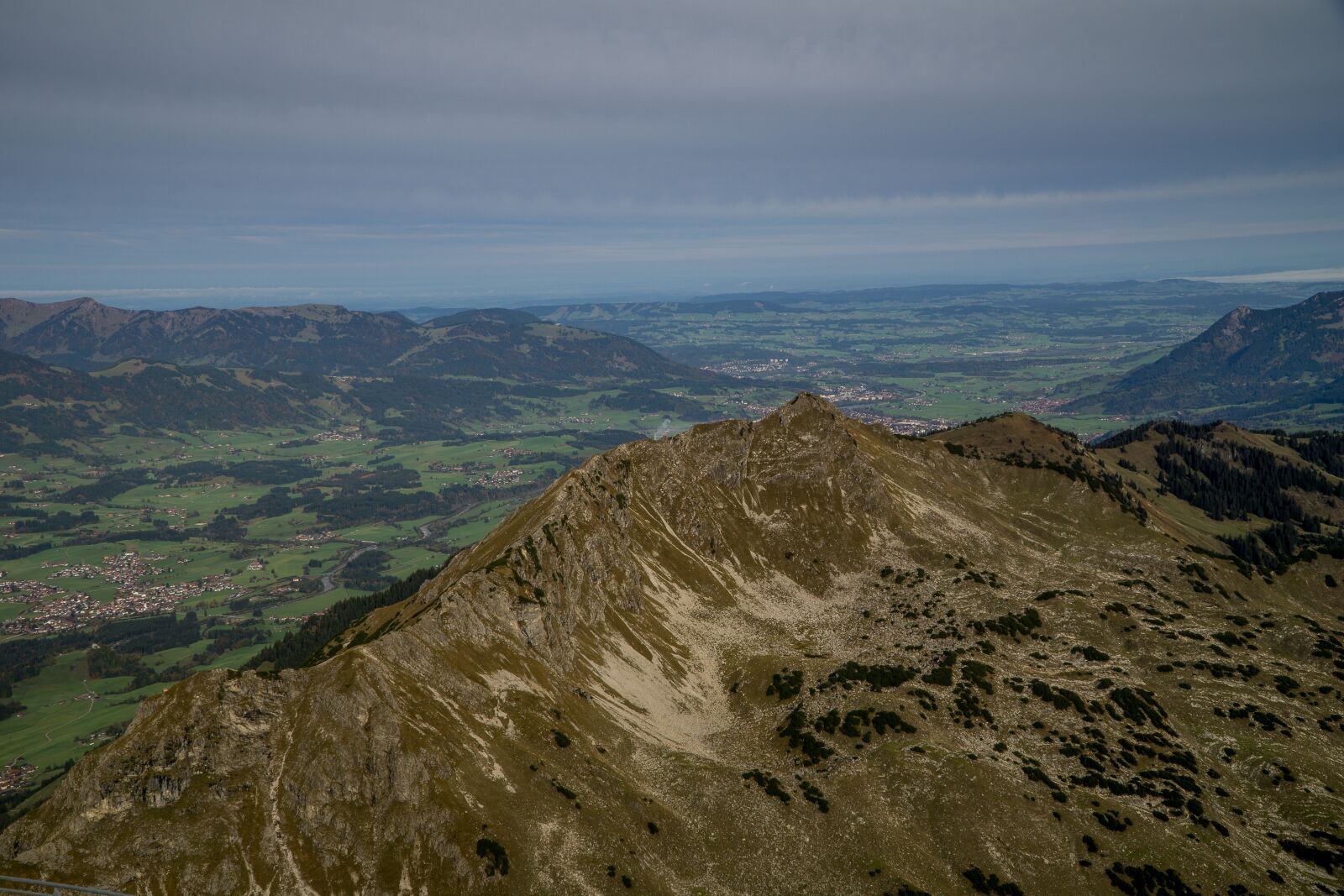 Sony a6000 + Sony E PZ 18-105mm F4 G OSS sample photo. Oberstdorf, foghorn, valley photography