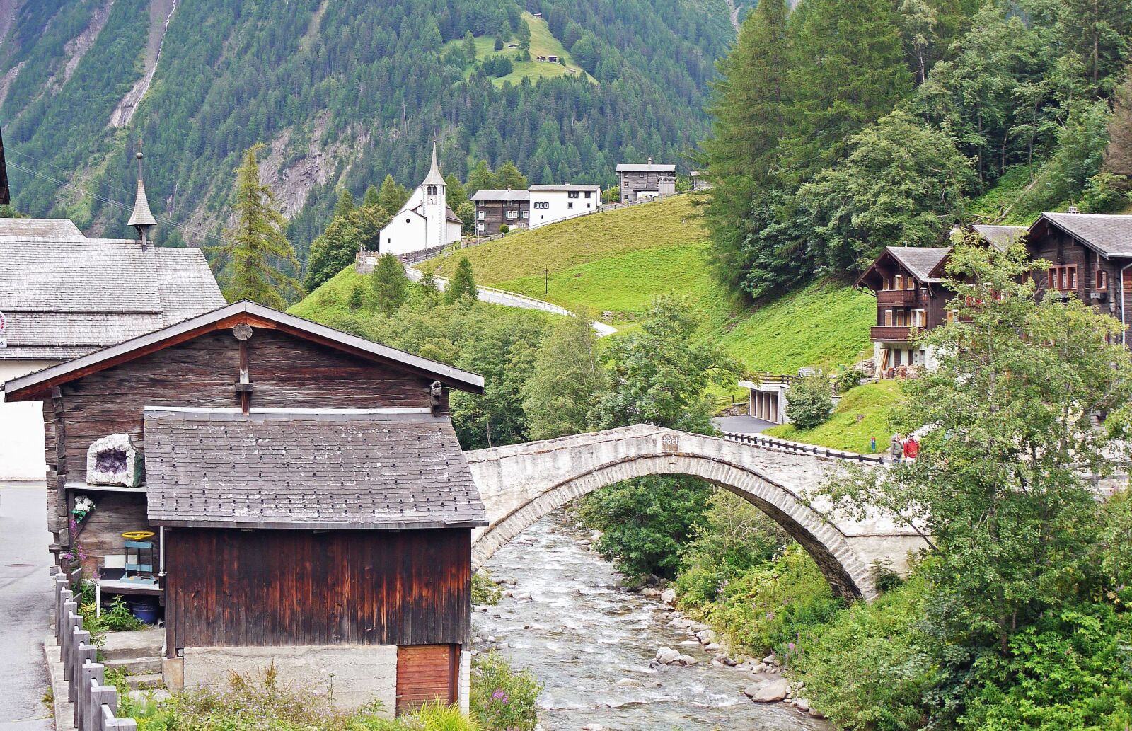 Panasonic Lumix DMC-G1 sample photo. Travel, bridge, architecture, mountain photography