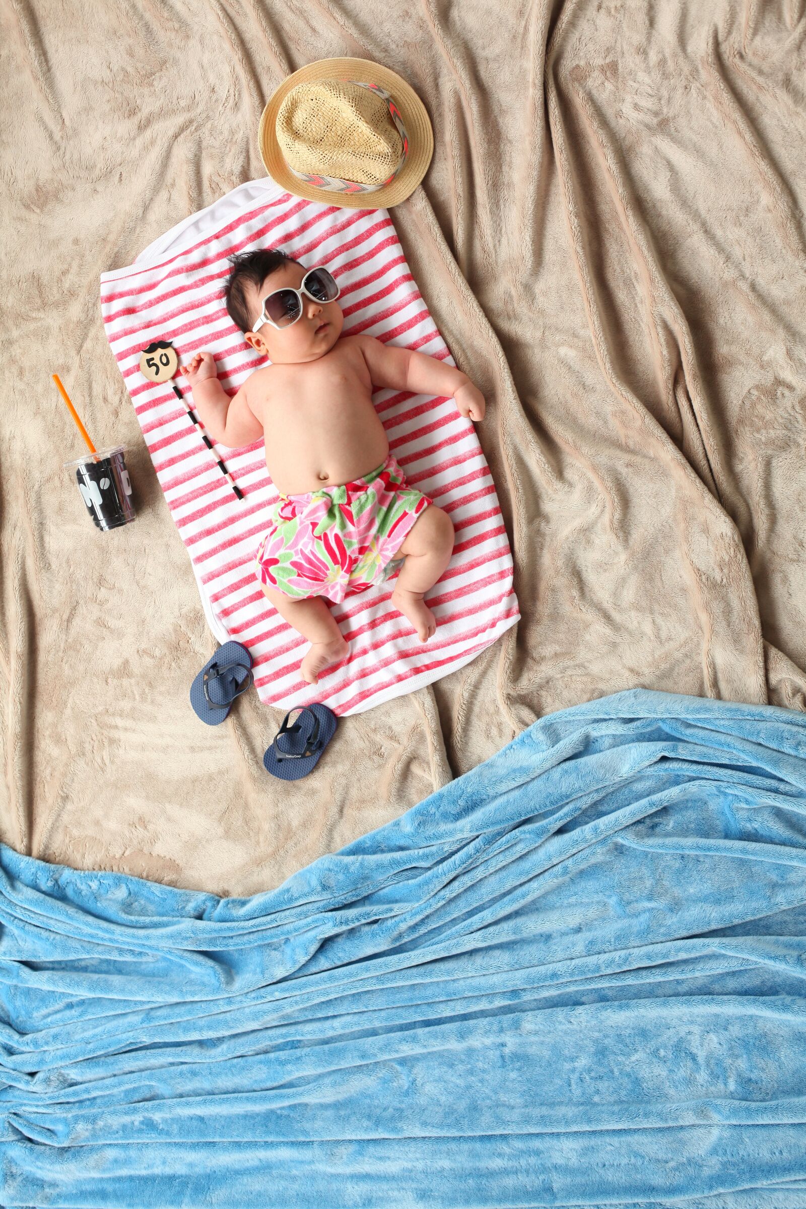 Canon EOS 5D Mark II sample photo. Summer, baby, beach photography