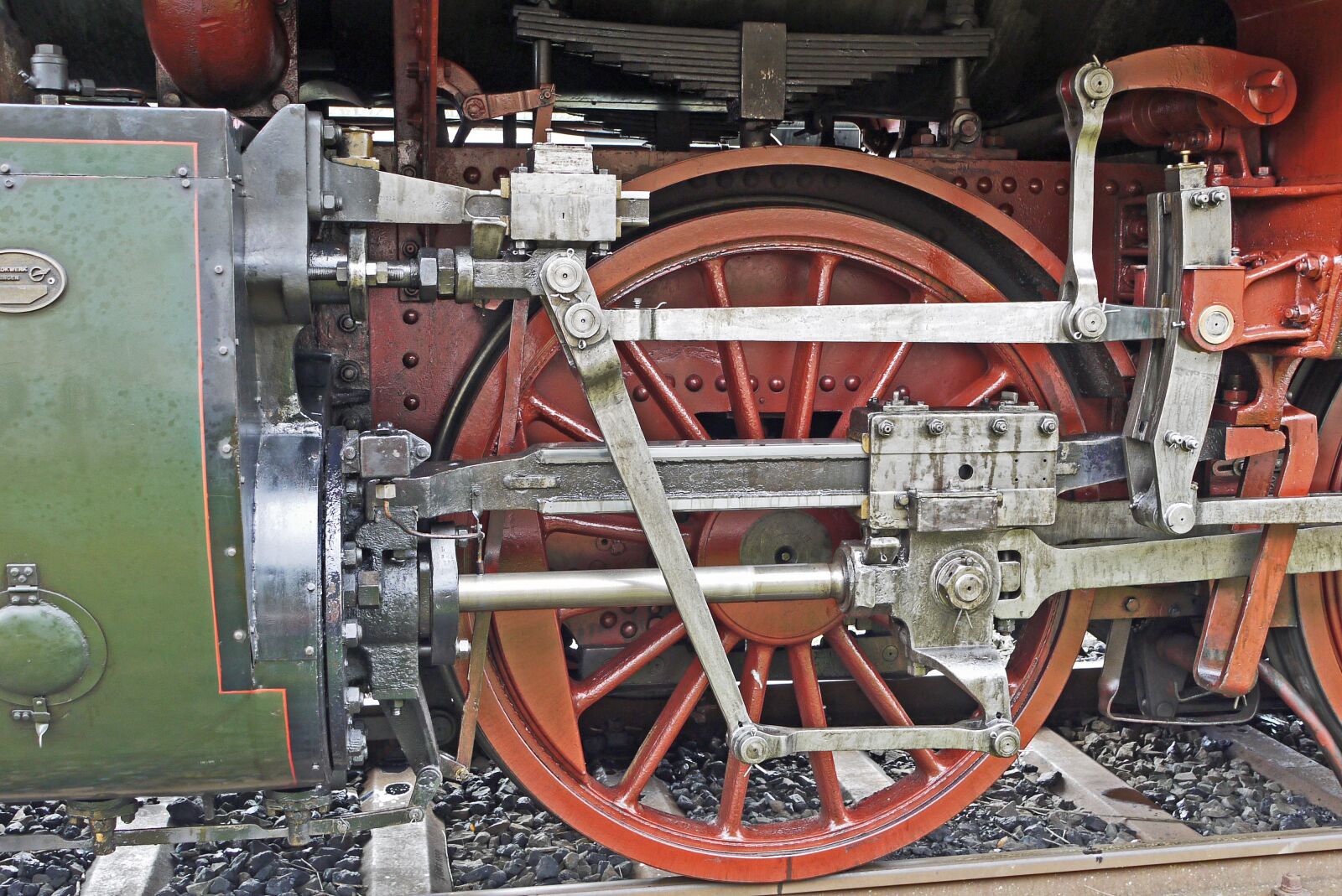 Panasonic Lumix DMC-G1 sample photo. Steam locomotive drive, mechanics photography