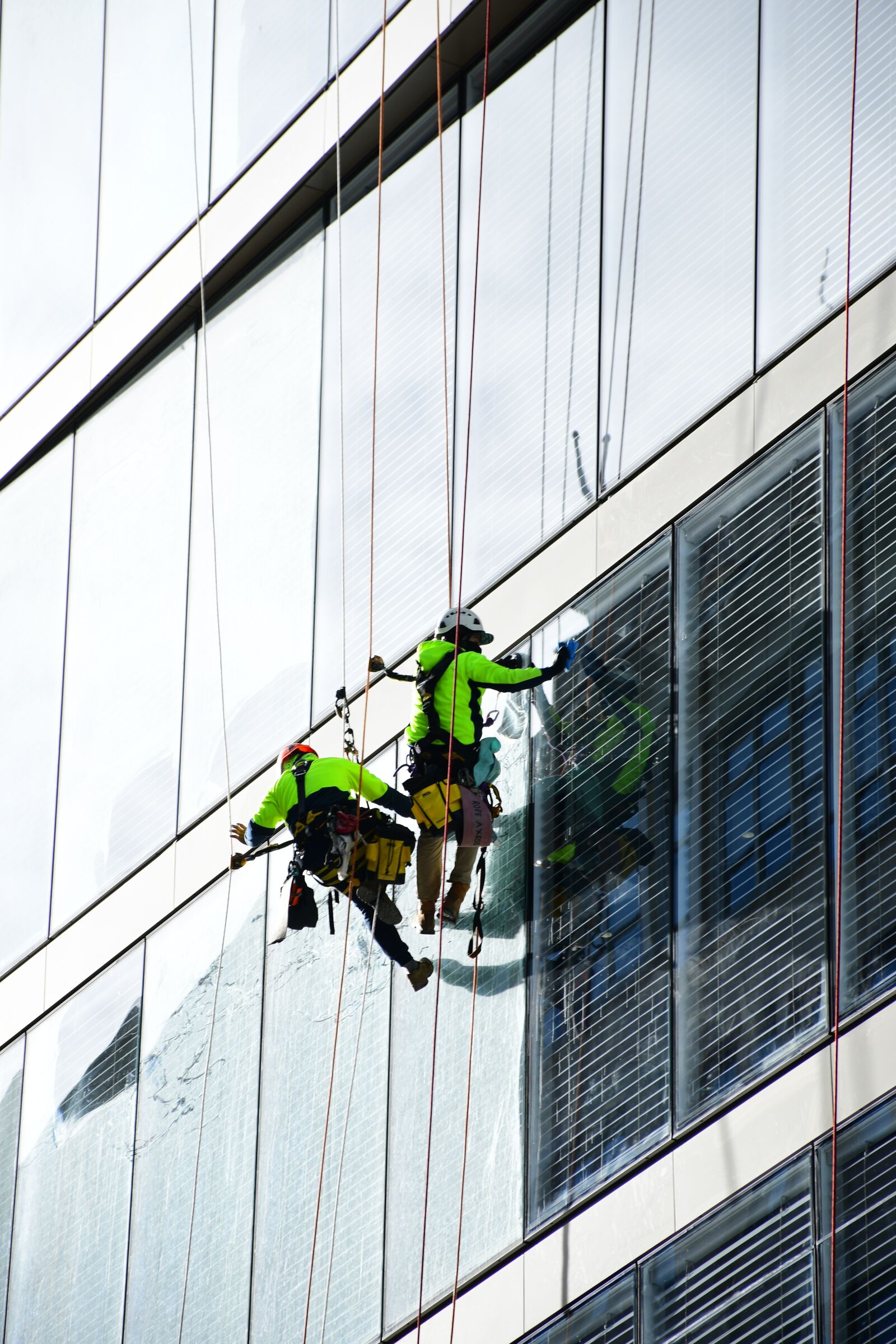 Nikon D7500 sample photo. Window cleaner, high rise photography