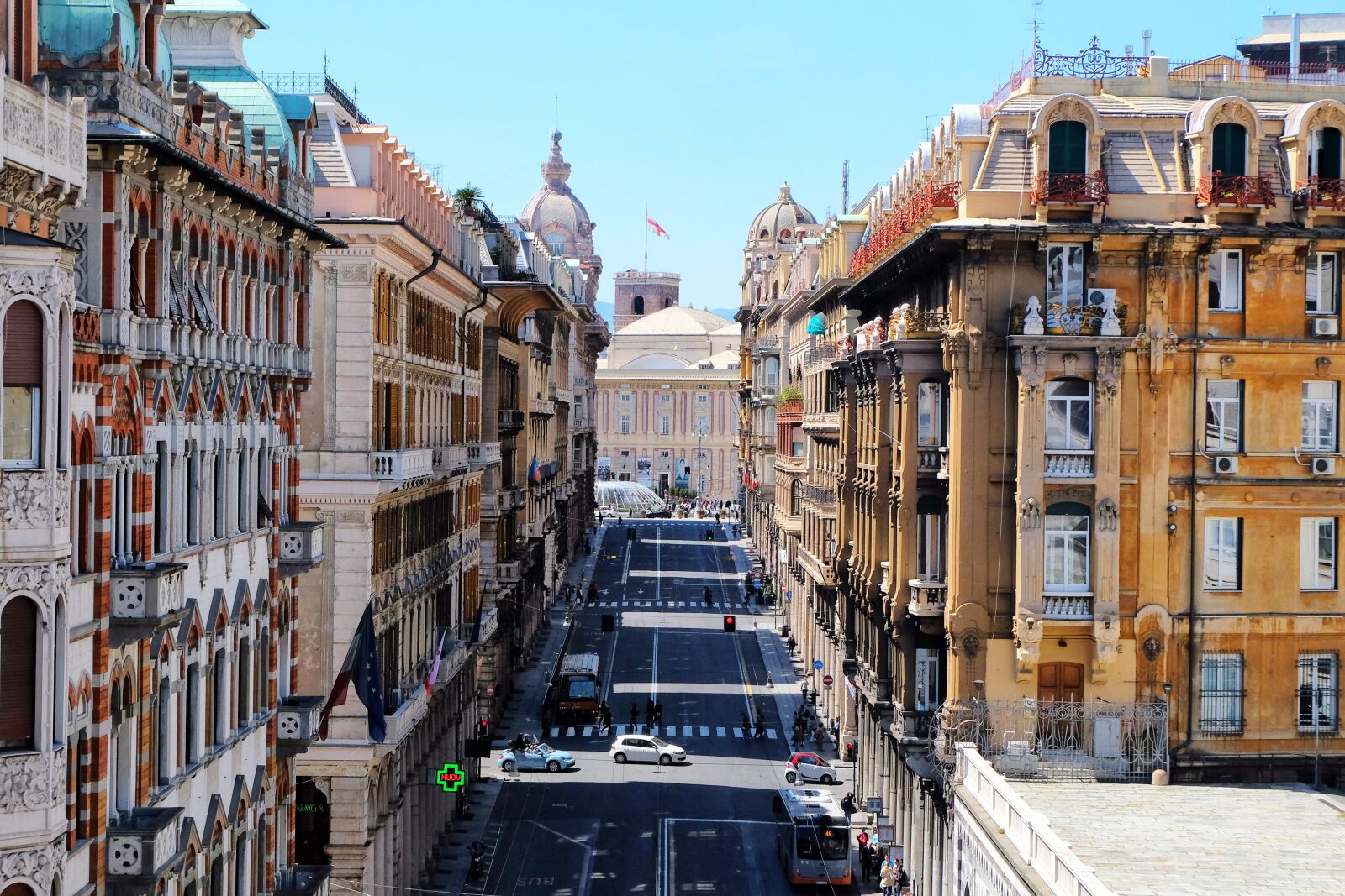 Fujifilm XC 16-50mm F3.5-5.6 OIS sample photo. Genoa, liguria, tourism photography
