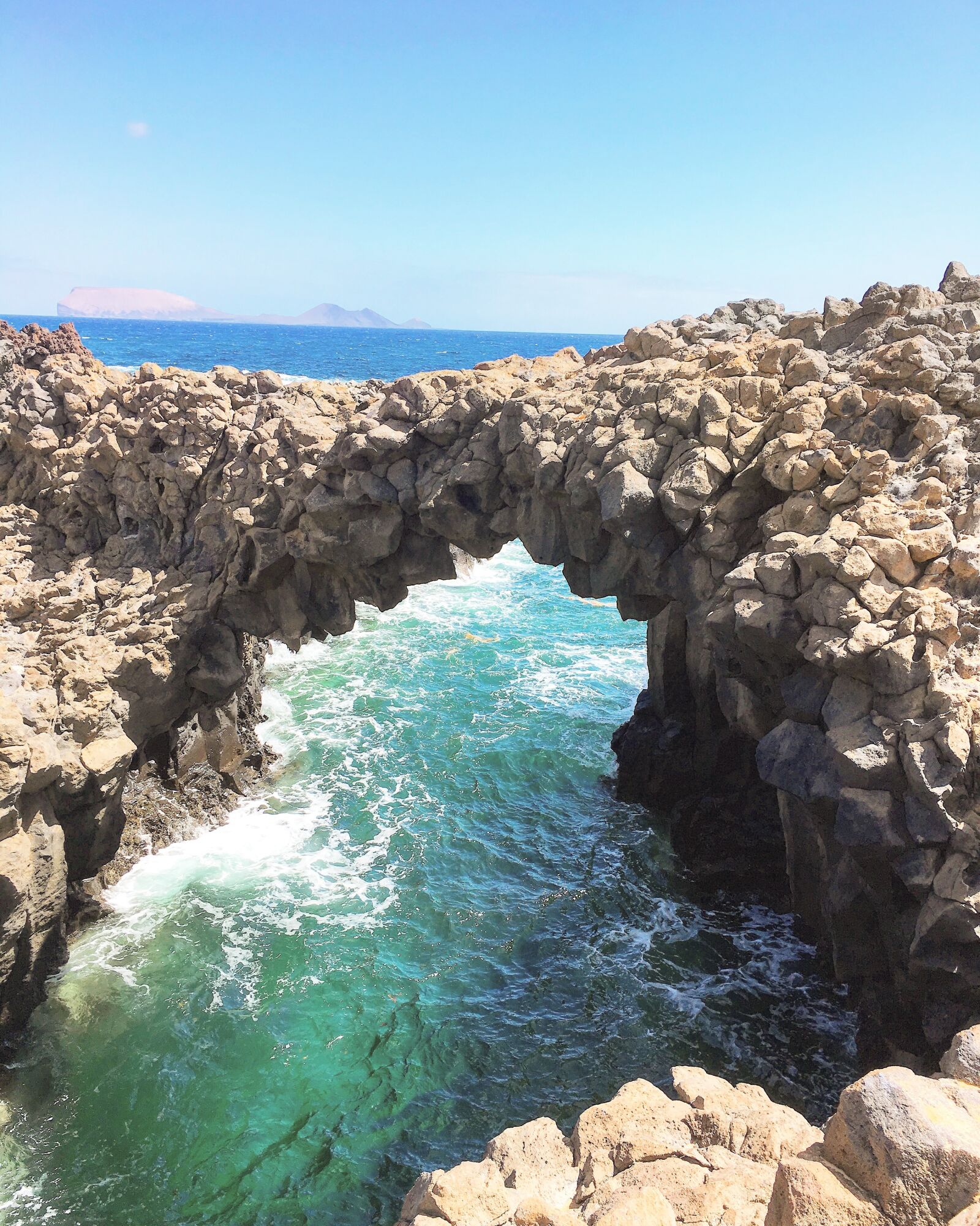 Apple iPhone 6s sample photo. Gracioca, lanzarote, los arcos photography