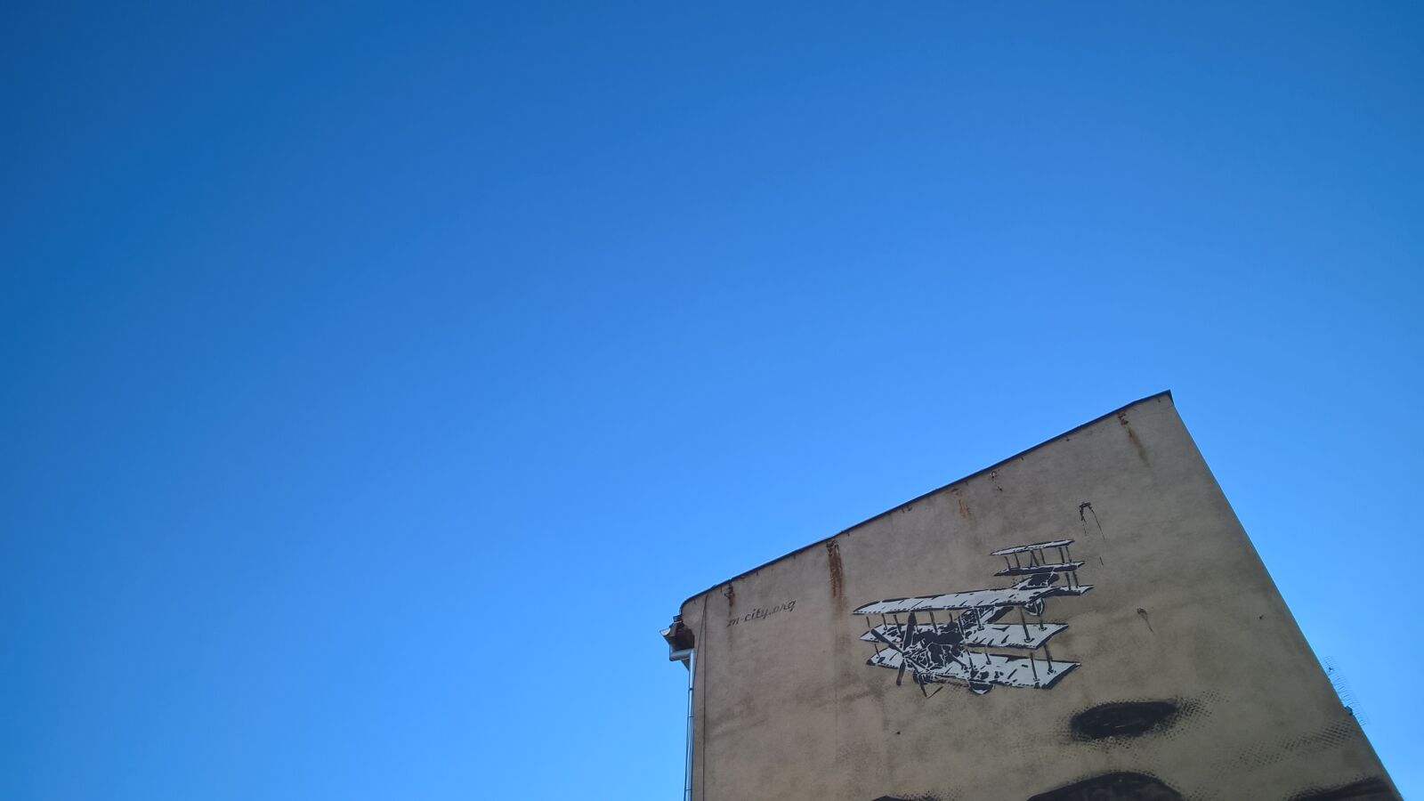 Nokia Lumia 830 sample photo. Blue, m, city, mural photography