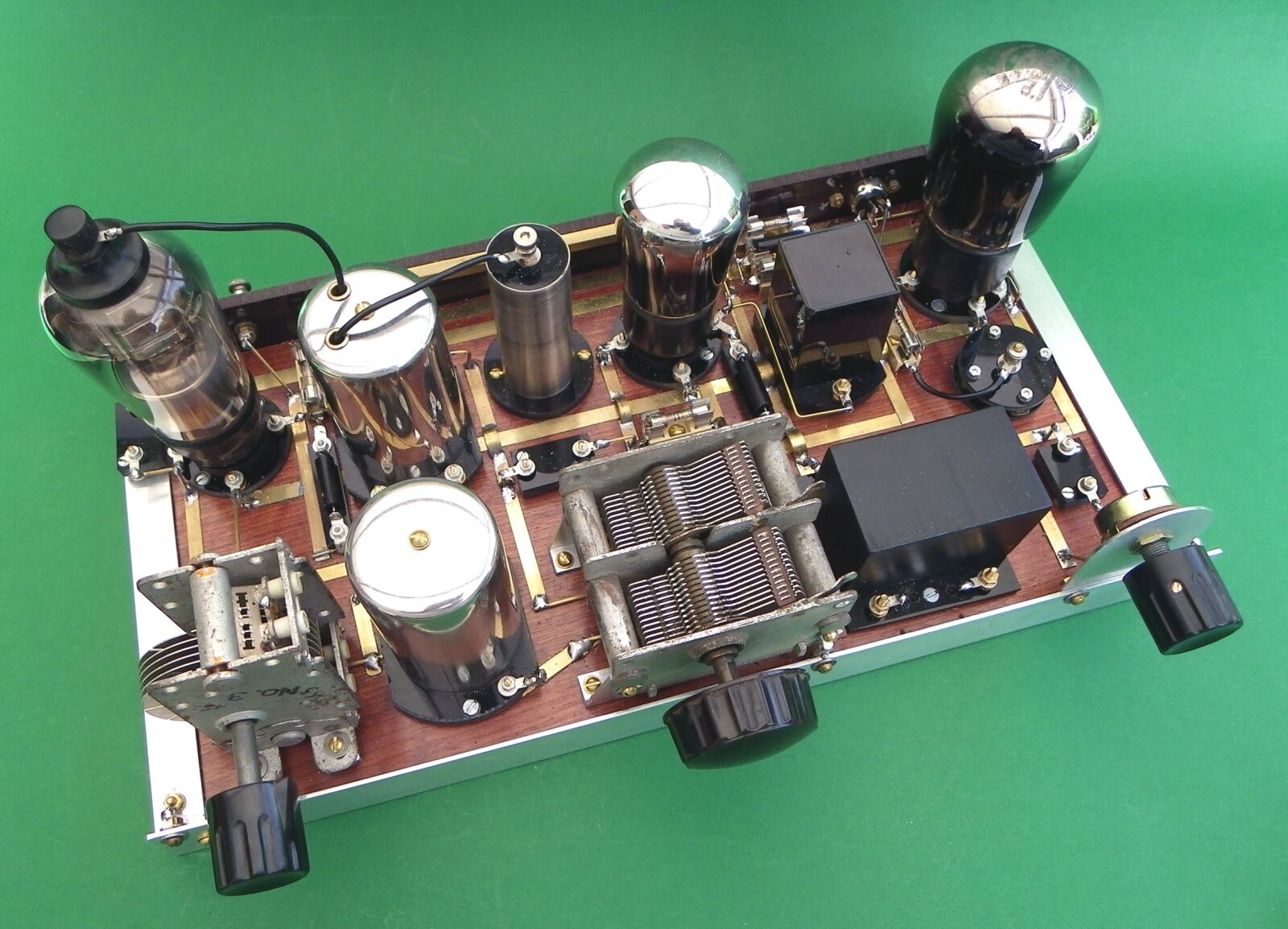 Pentax X90 sample photo. Three, valve, radio photography