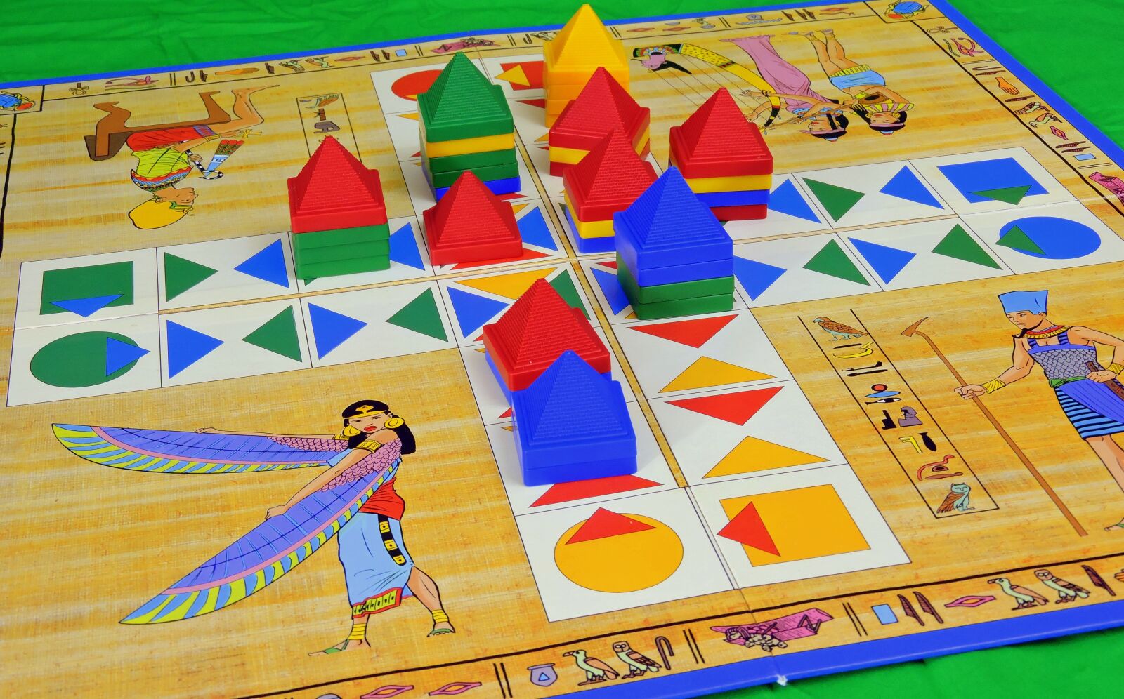 Nikon Coolpix P600 sample photo. Game, pyramids, play photography