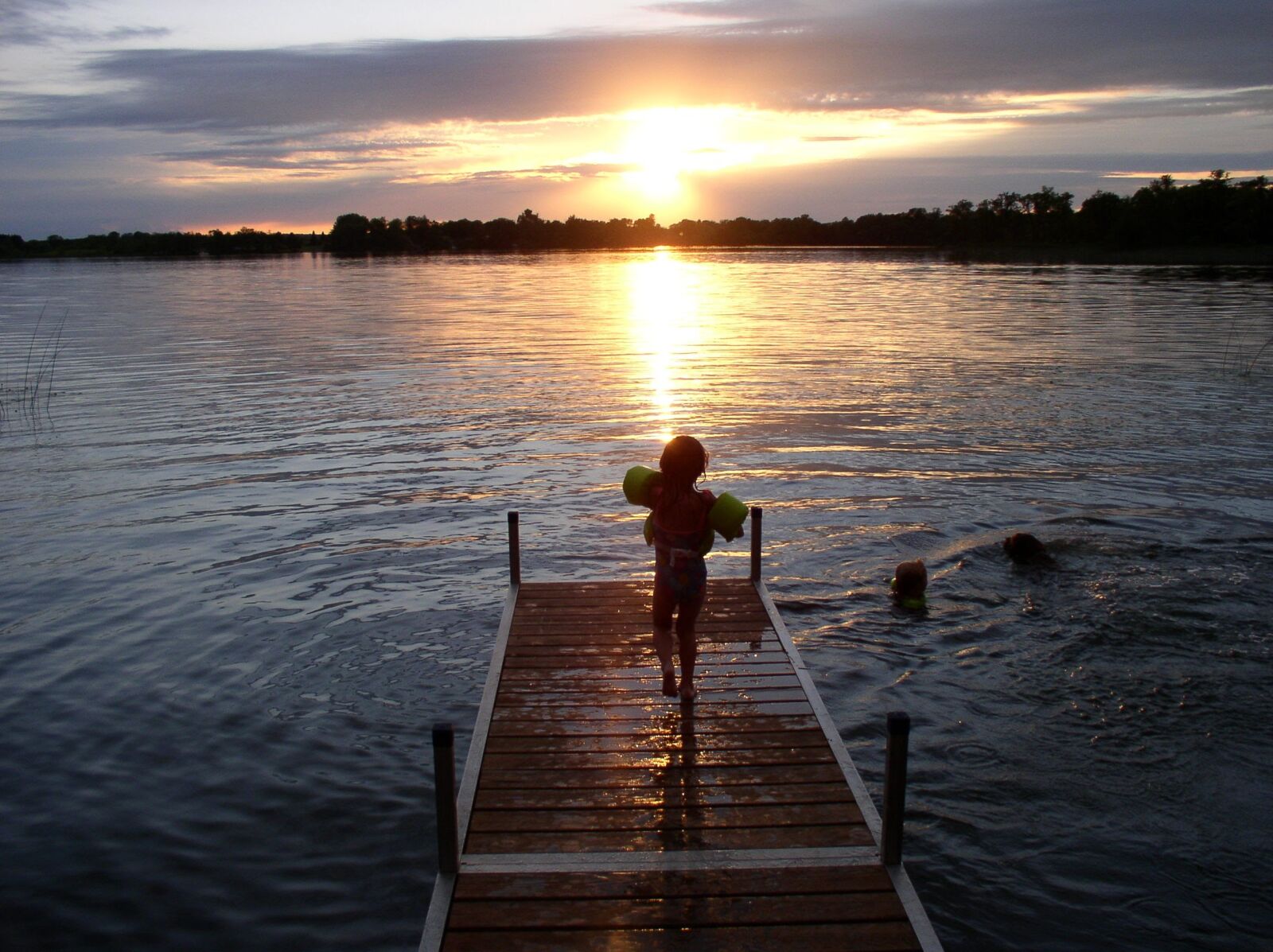 Olympus C4100Z,C4000Z sample photo. Kid, lake, dock photography